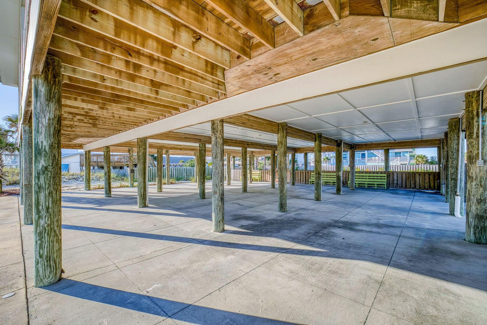 Ariola 1003  The Starfish House 64