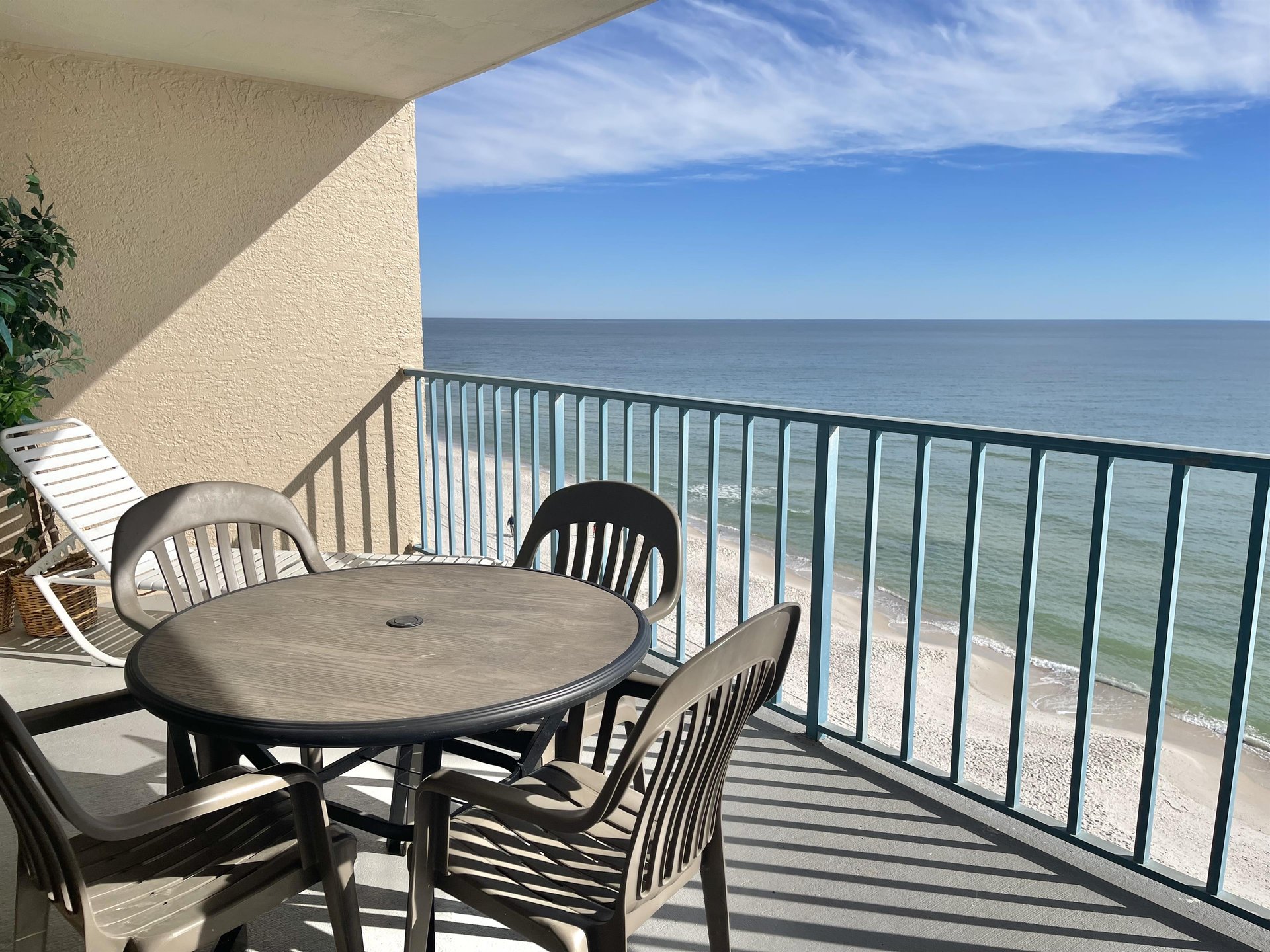 Surf Side Shores 2703 18