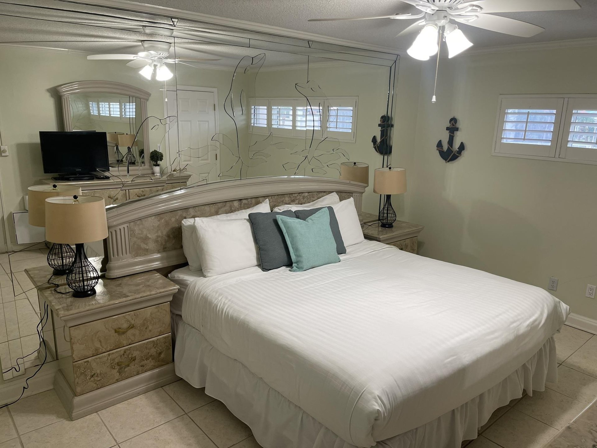 Holiday Surf and Racquet Unit 214 10