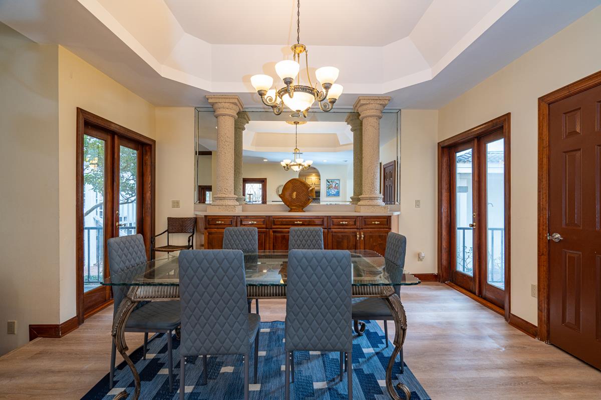 Casa de Mediterranean 14