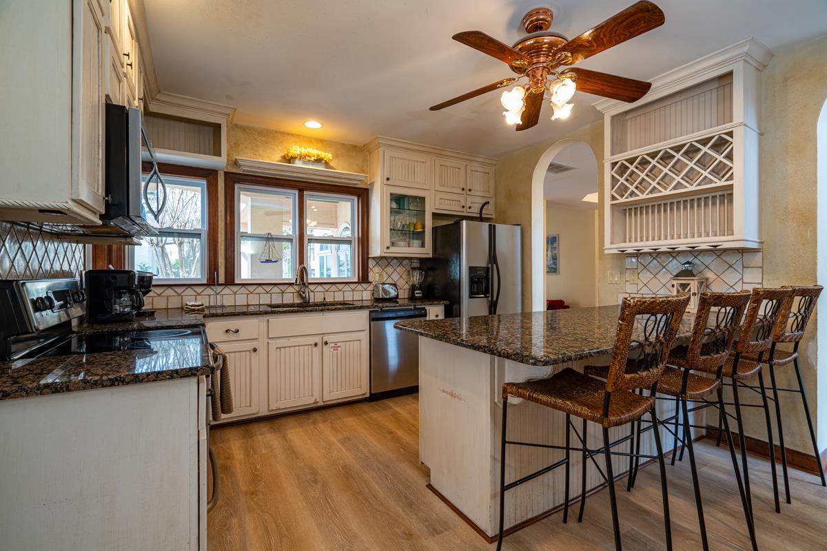 Casa de Mediterranean 23