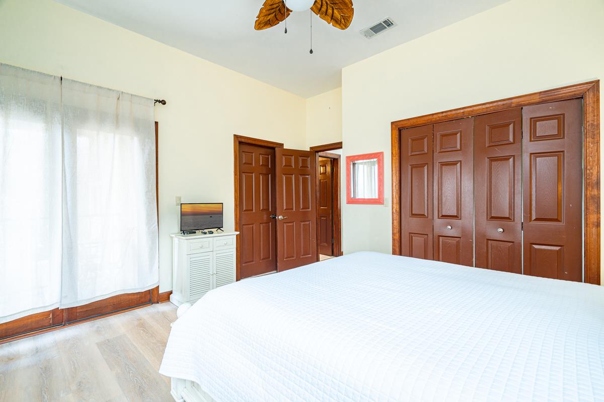 Casa de Mediterranean 39