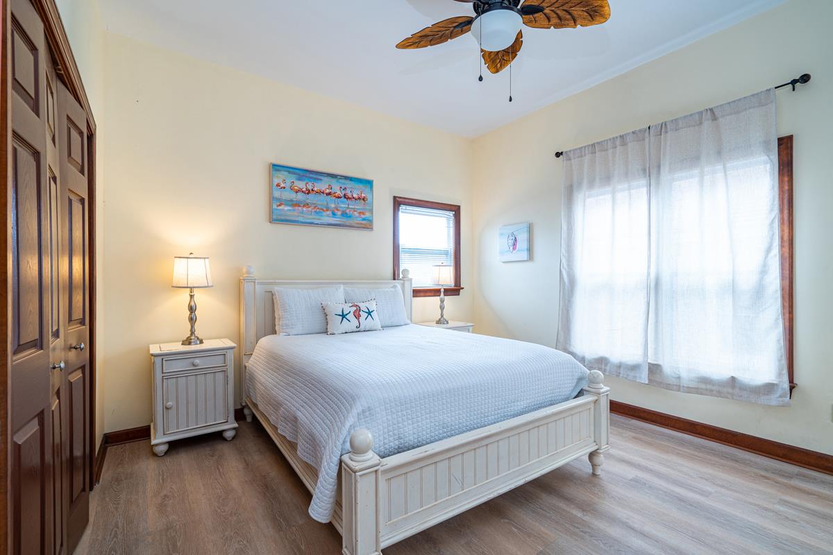 Casa de Mediterranean 40