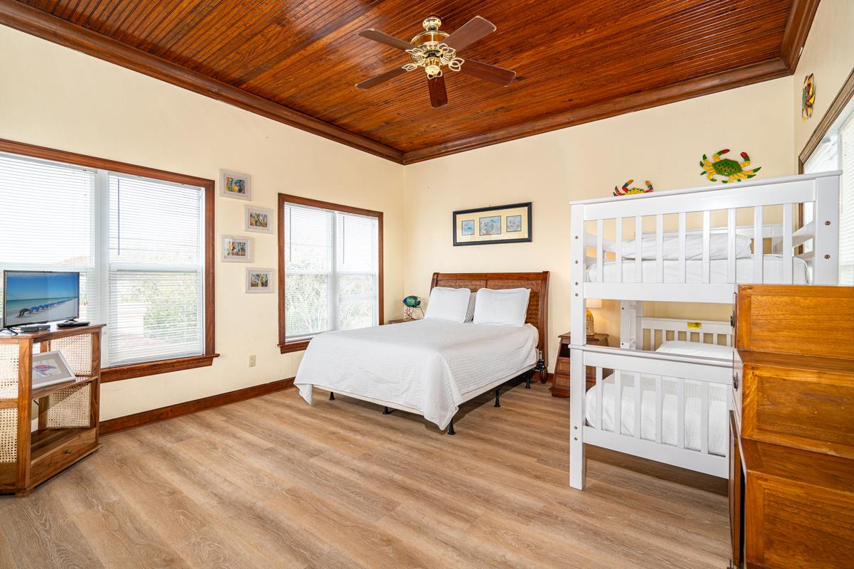 Casa de Mediterranean 41