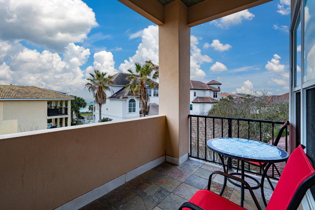 Casa de Mediterranean 47