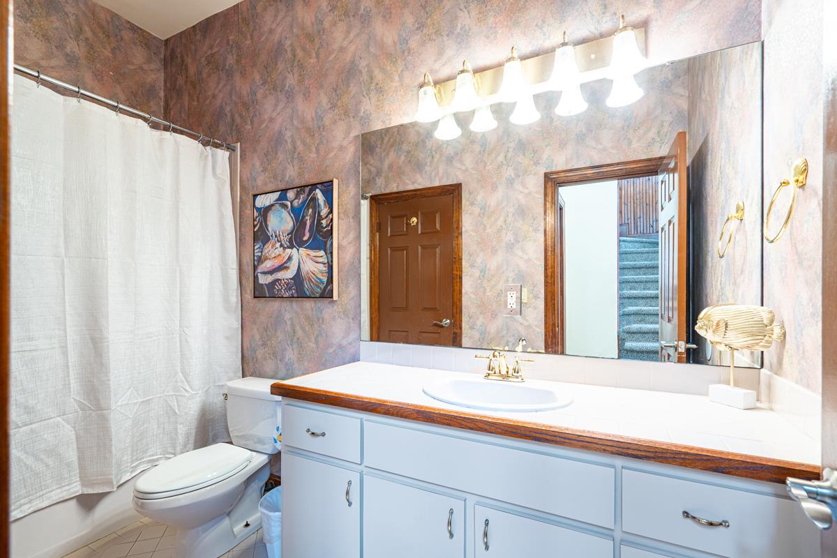 Casa de Mediterranean 48