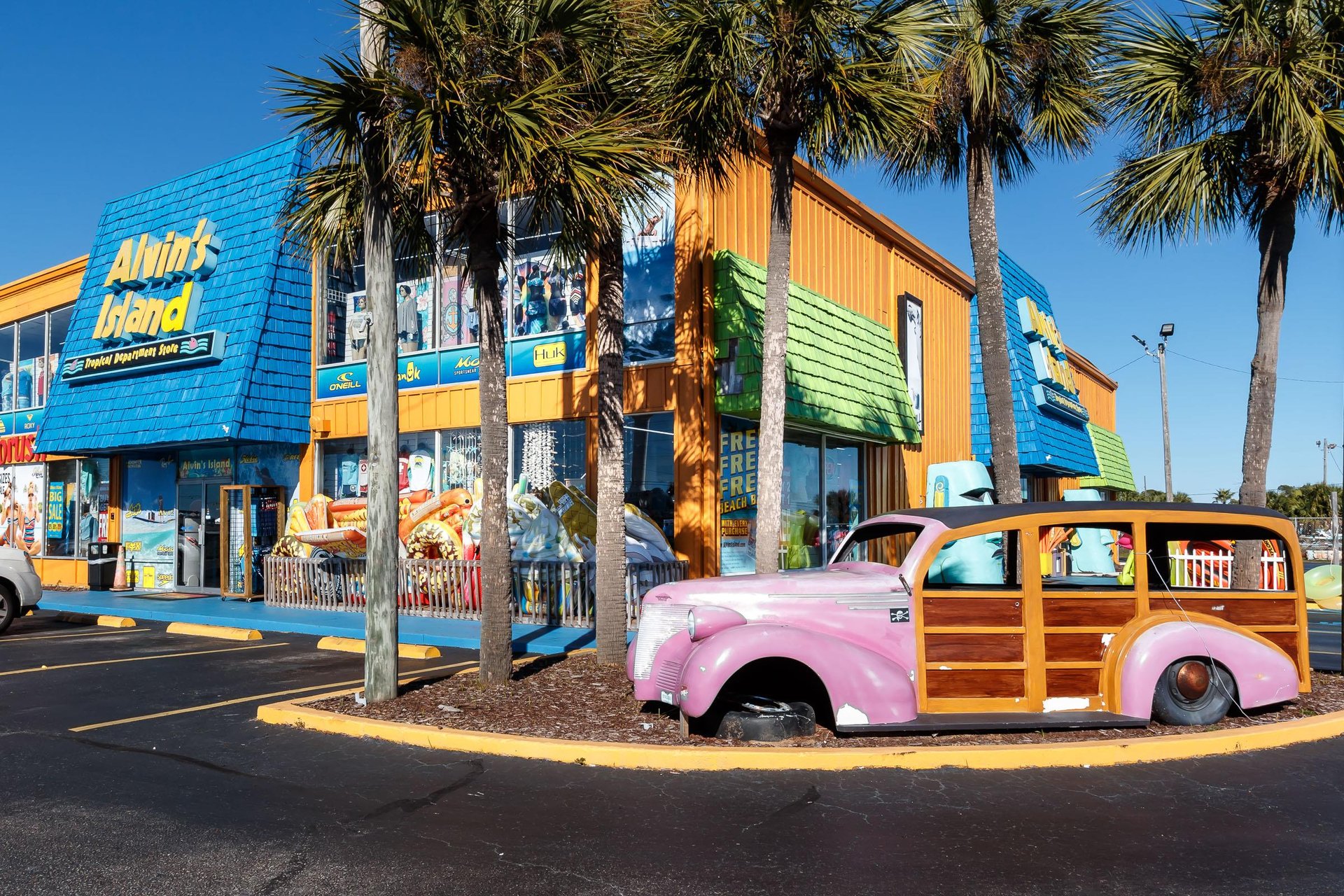 Alvins Island Shopping