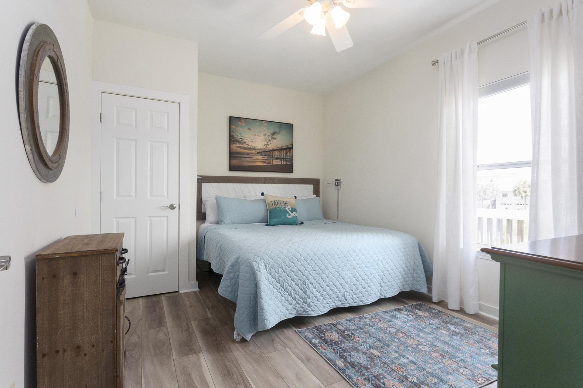 Via De Luna 1004  The Roost 24