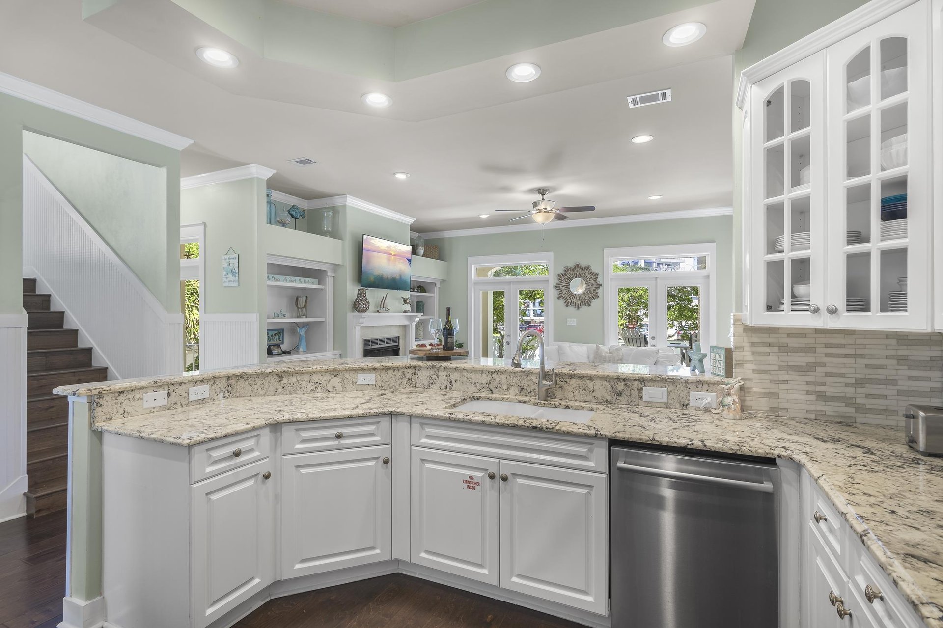 Pura Vida at Destin Pointe Resort 9