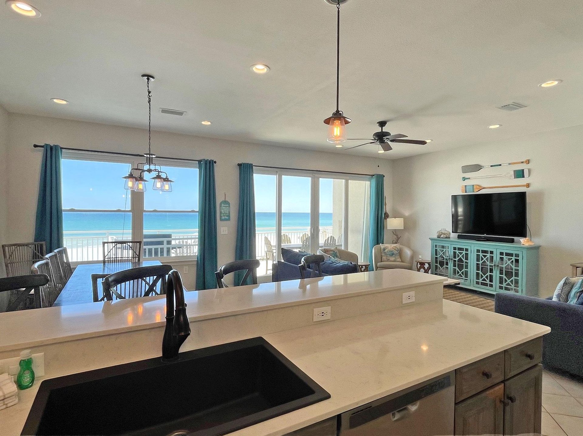 Calle Bonita 1704  Emerald Vista 9