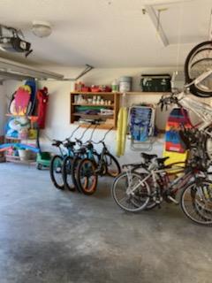 Fins to the Right 34