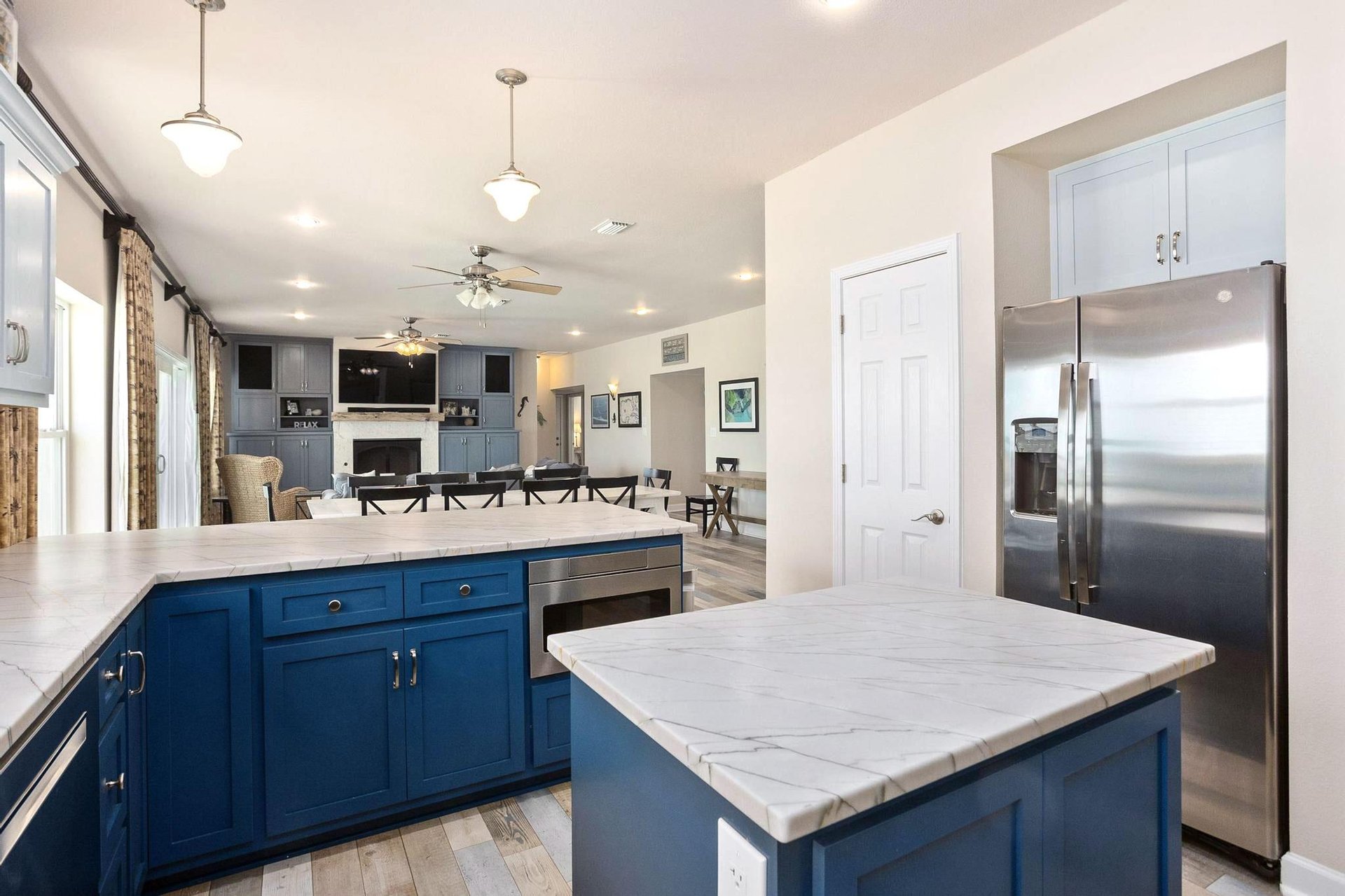 Ariola 1208  The Sandcastle 10