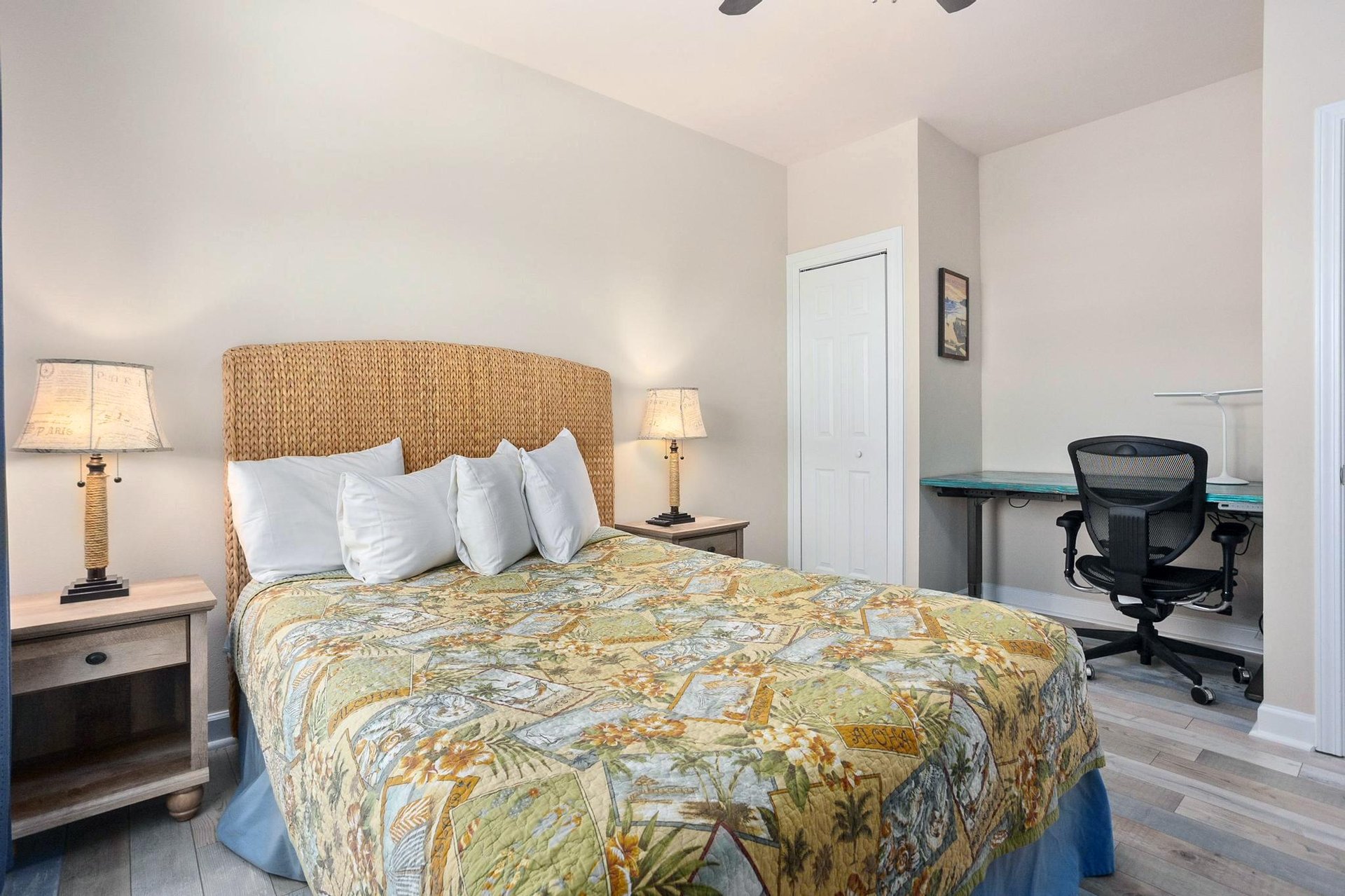 Ariola 1208  The Sandcastle 18