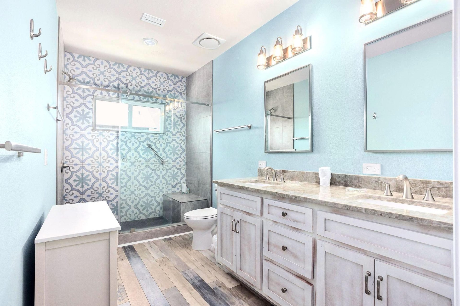 Ariola 1208  The Sandcastle 21