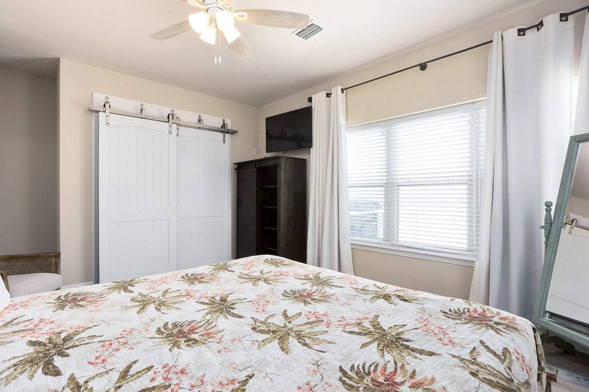 Ariola 1208  The Sandcastle 23