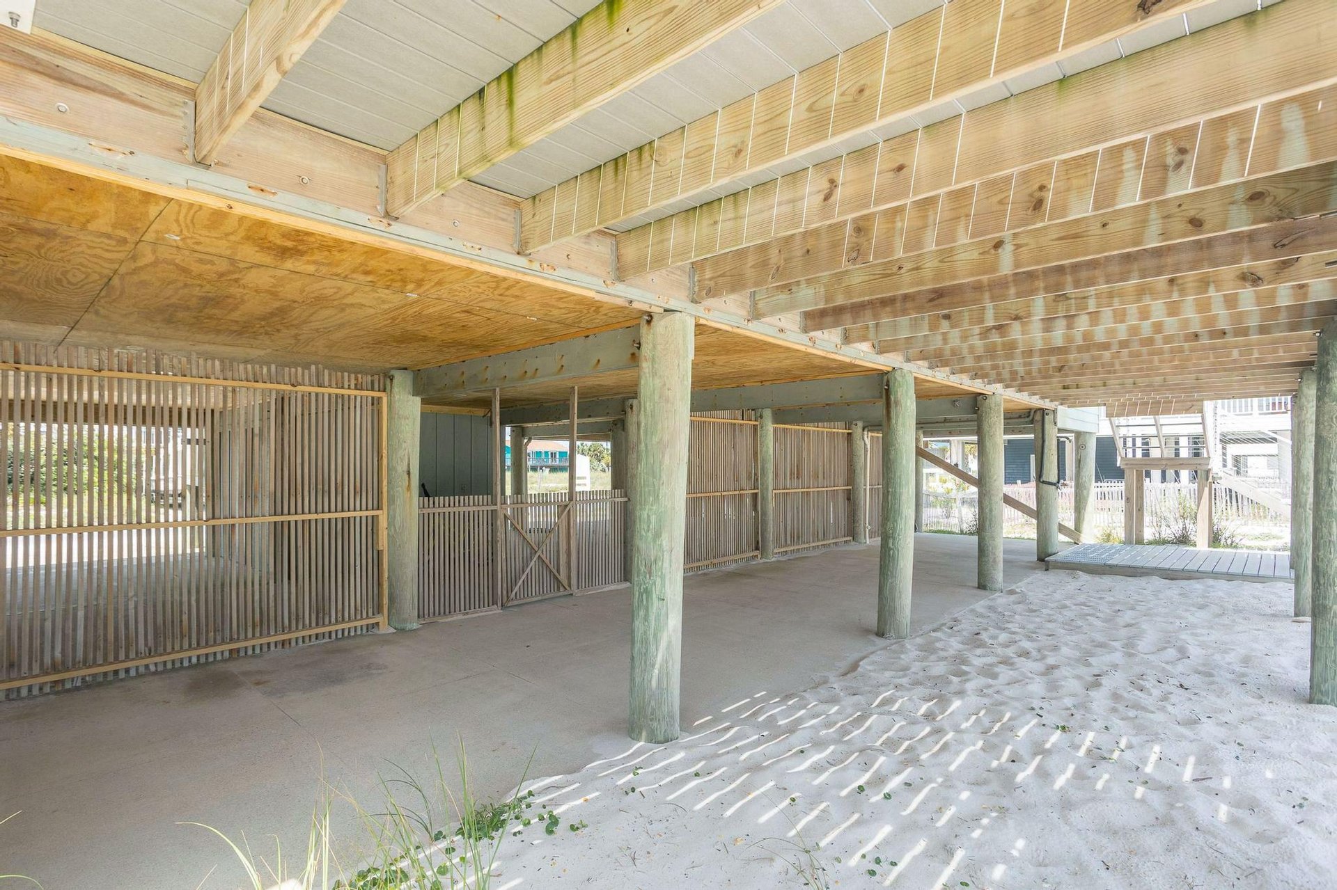 Ariola 1208  The Sandcastle 30