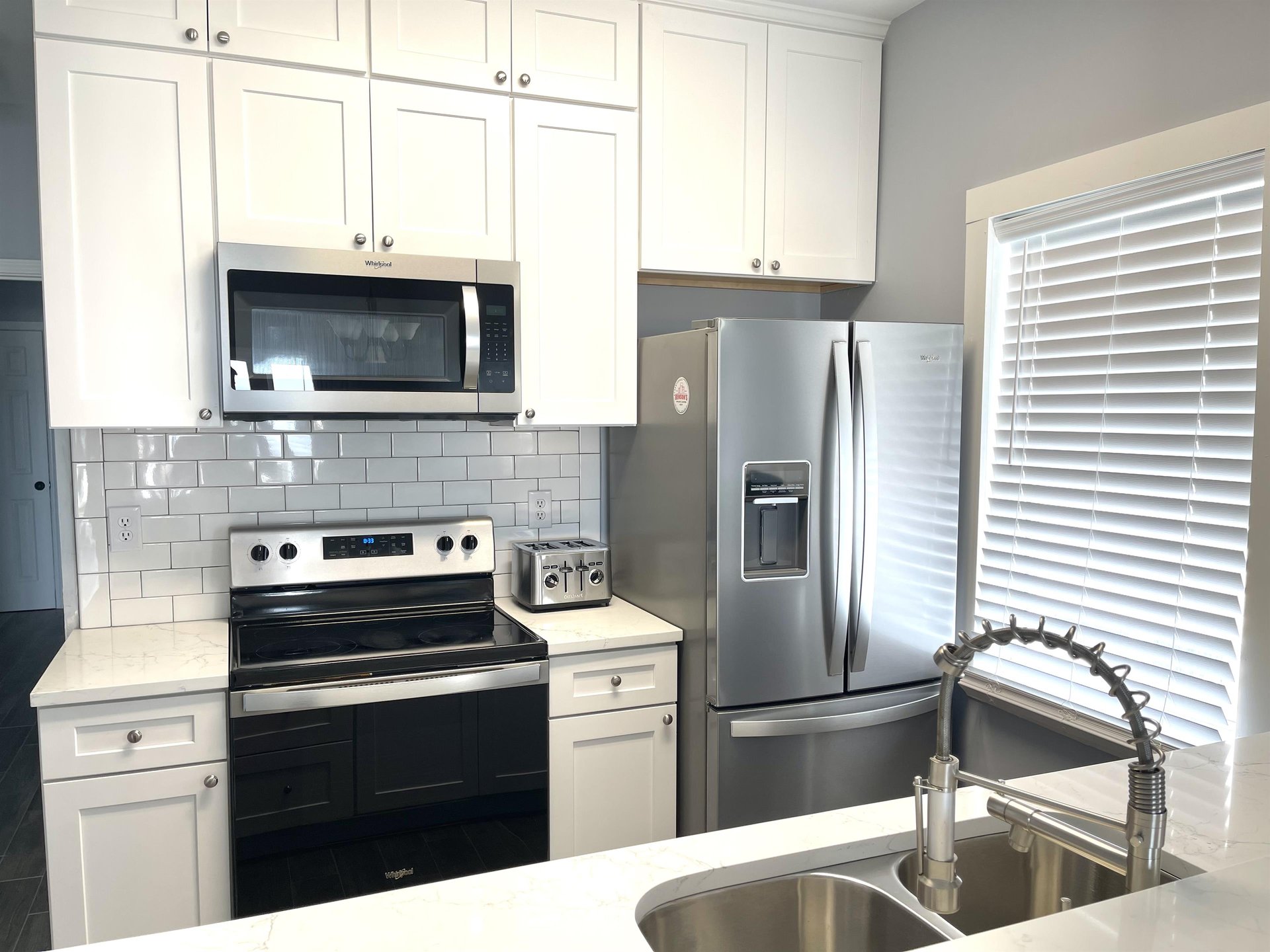 Hypnautic East  Pet Friendly 10