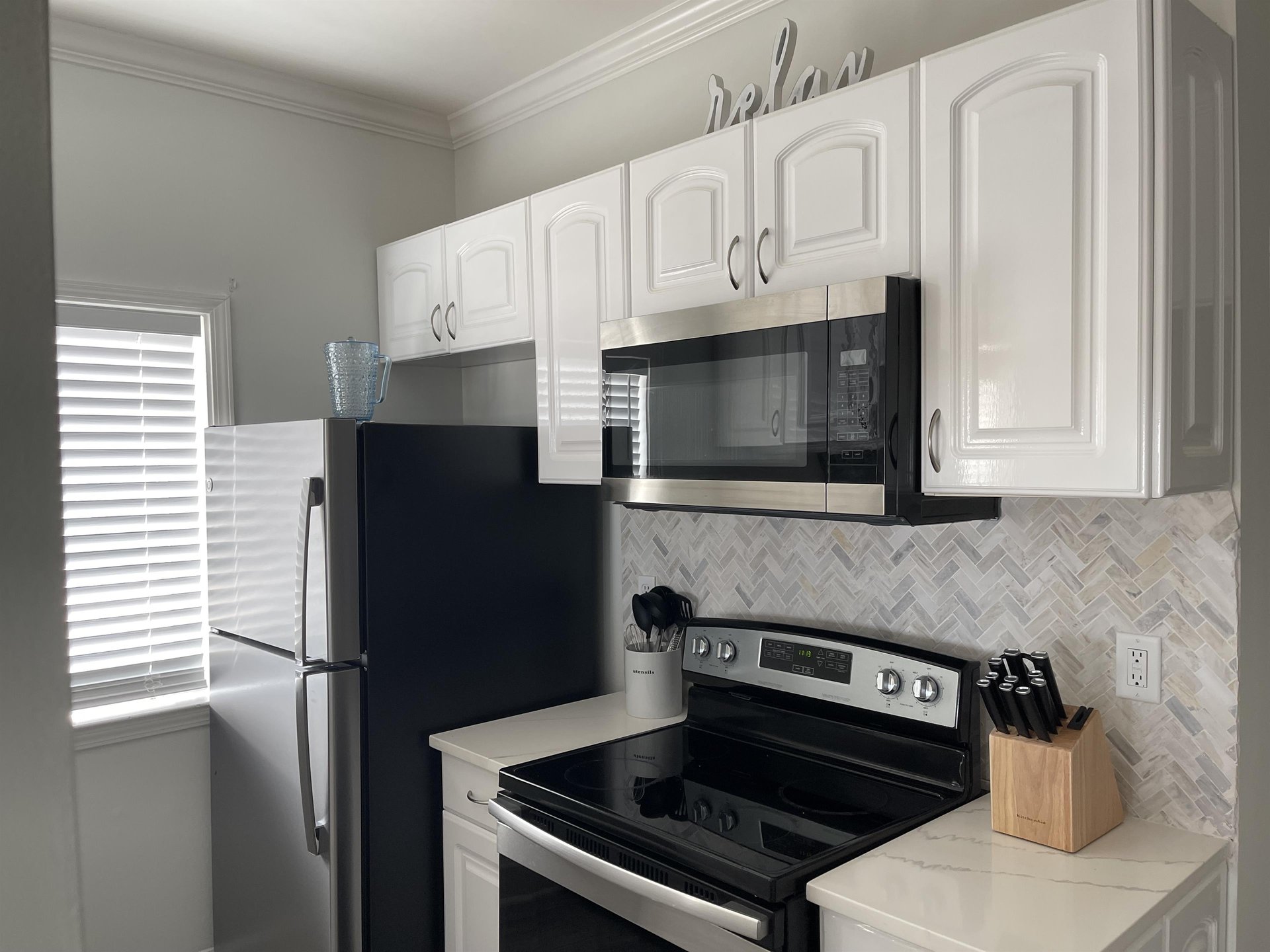 Hypnautic West  Pet Friendly 6