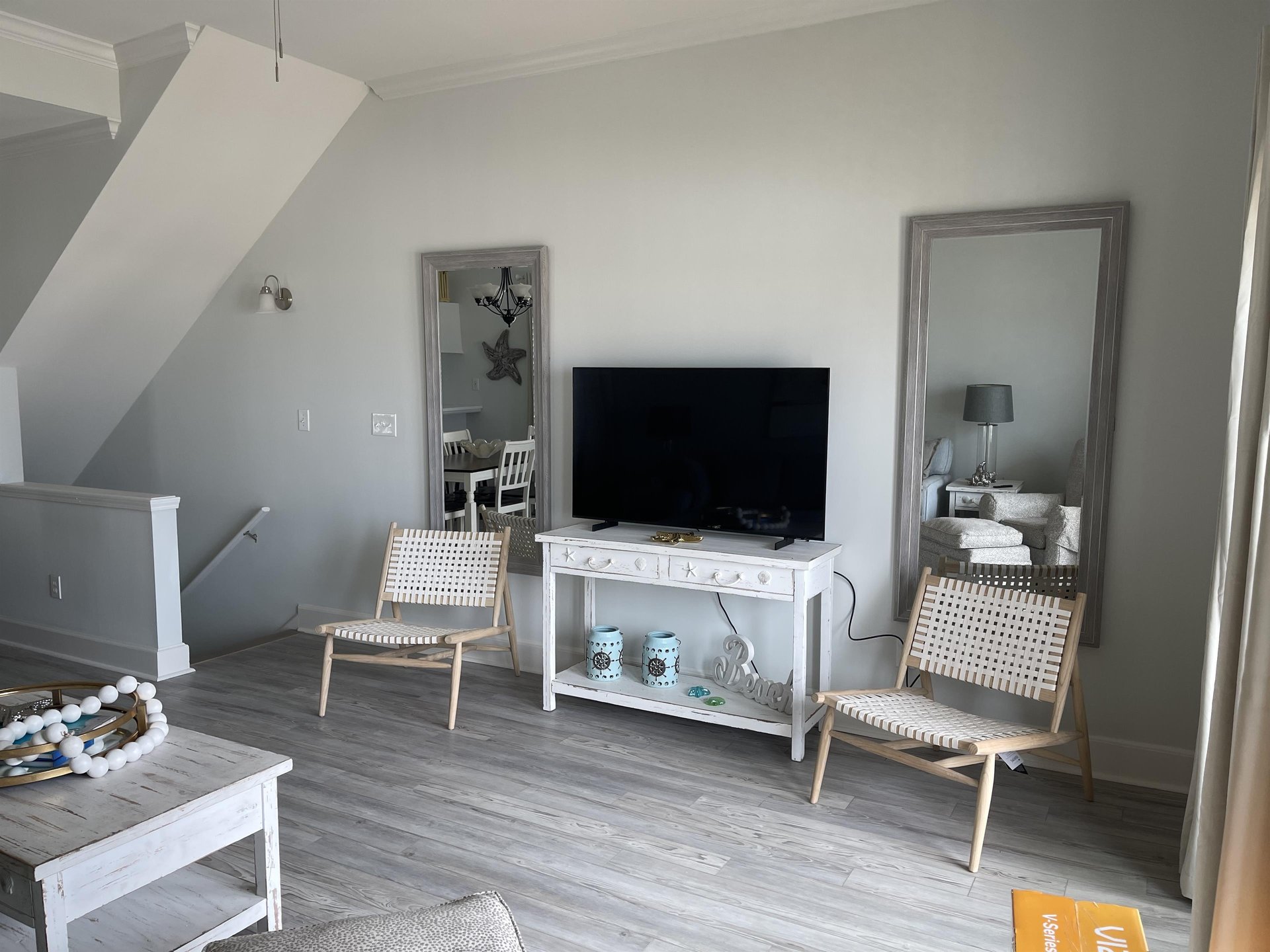 Hypnautic West  Pet Friendly 11