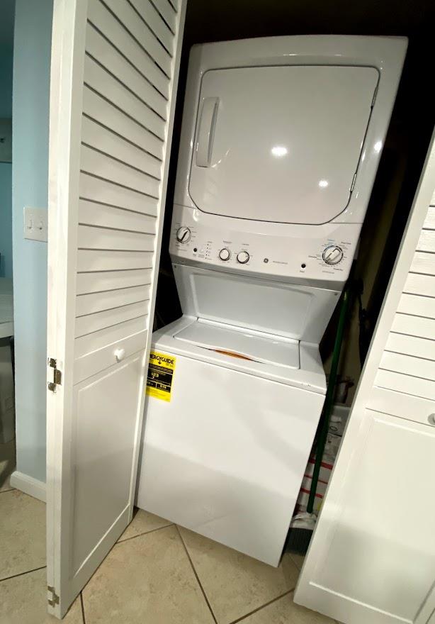 Nautilus Unit 2408 18