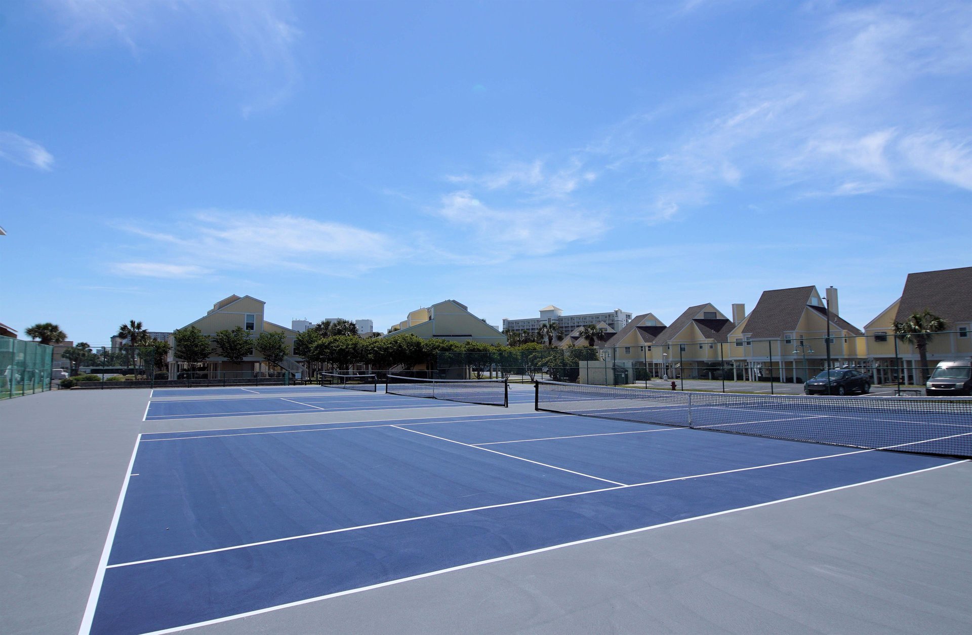 Tennis and pickle ball courts