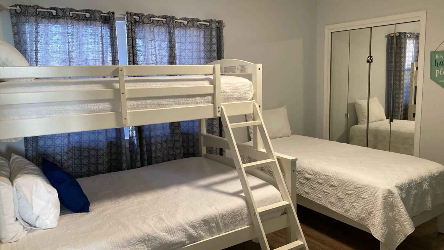 Twin over Full Bank plus Twin XL Bed