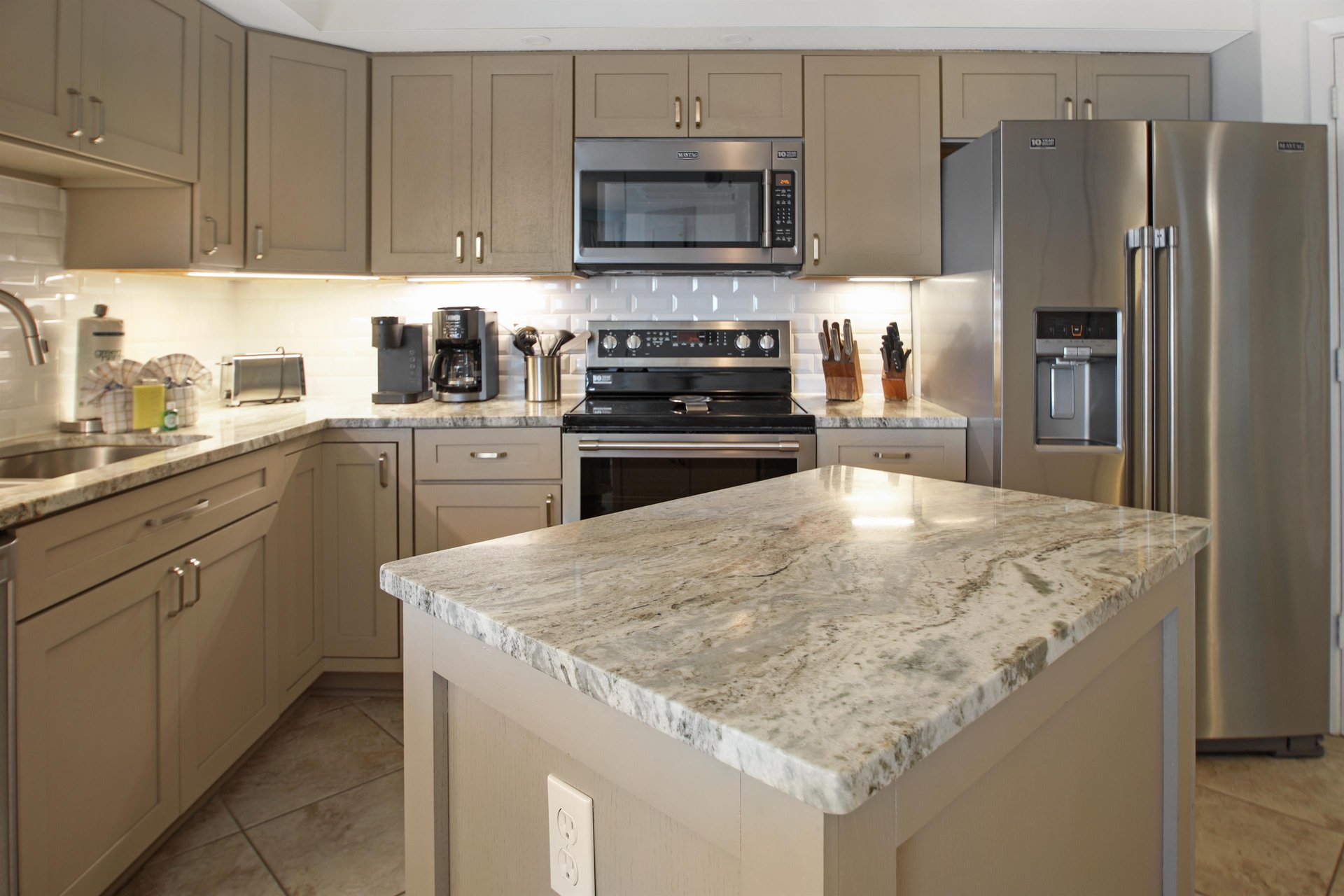 Summer House 1401A 13