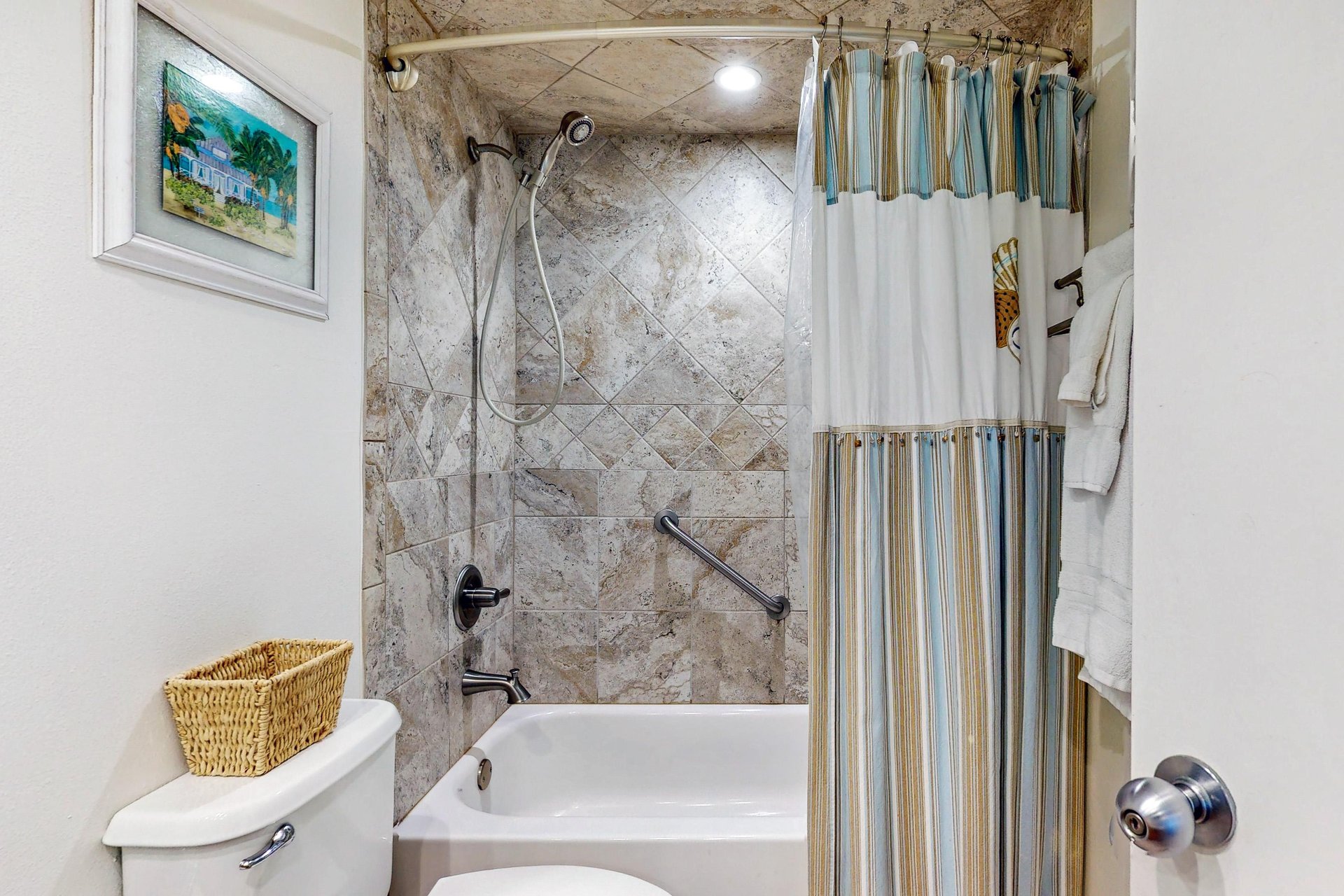 Summer House 1401A 25