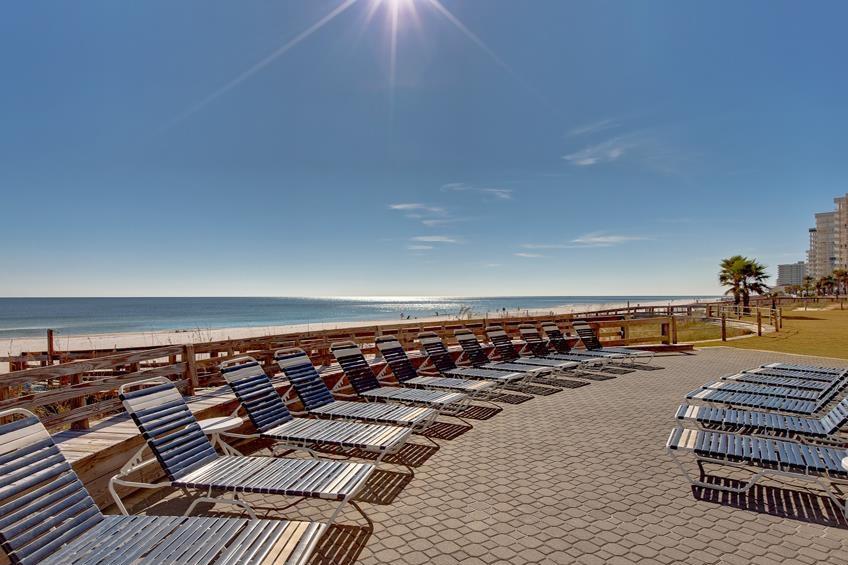 Summer House 1401A 42