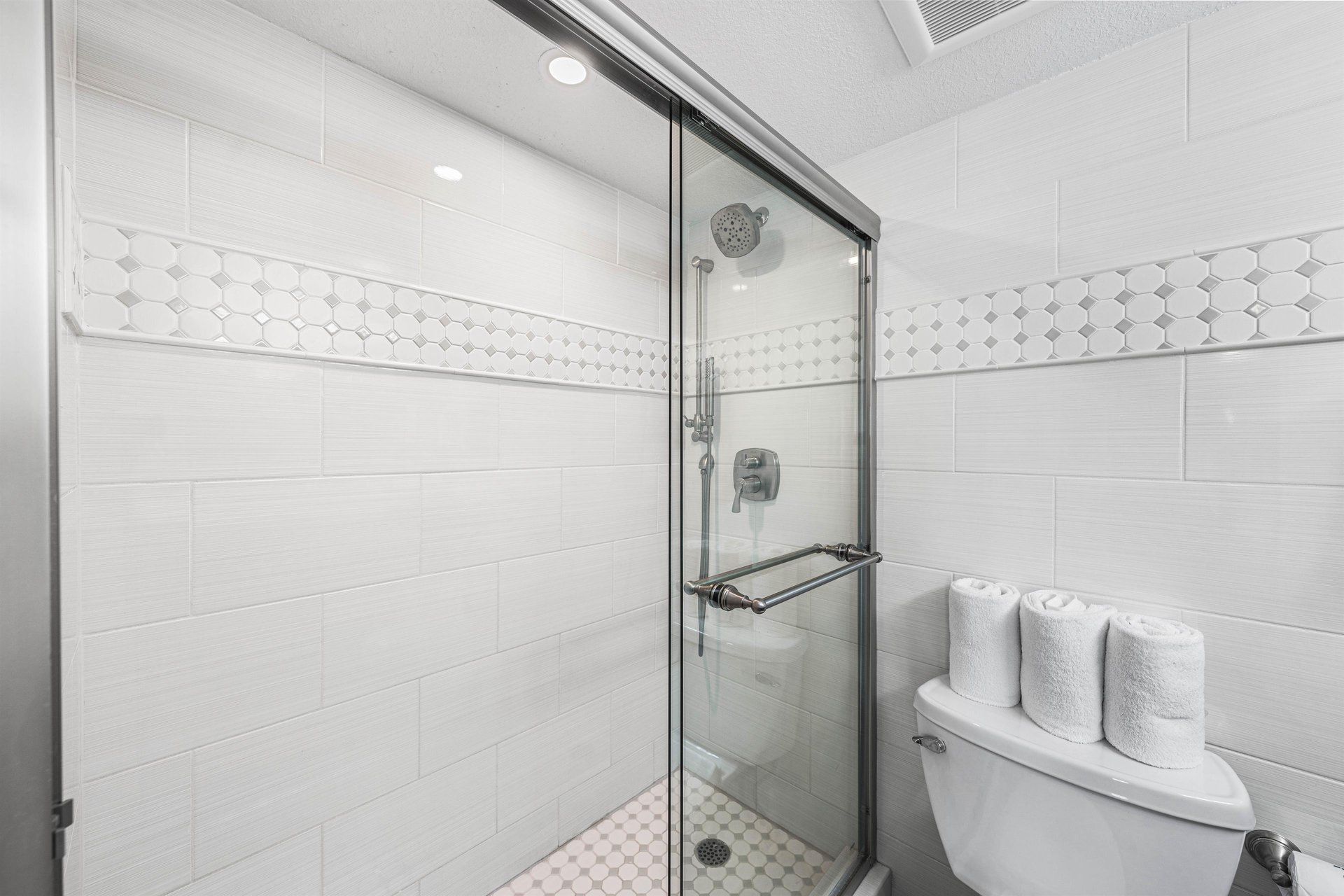Master Bathroom with walkin shower
