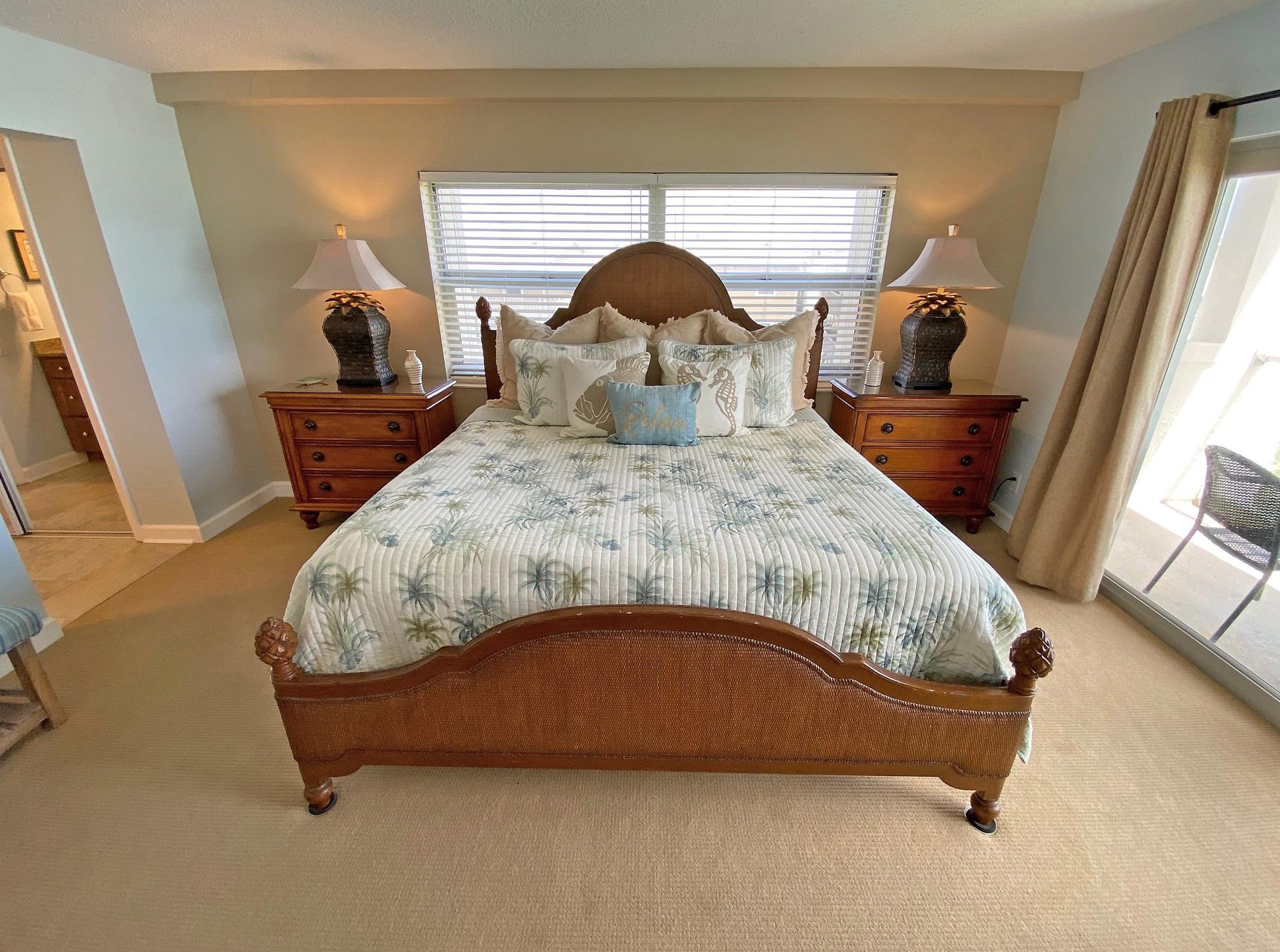 Regency Towers 404E 15