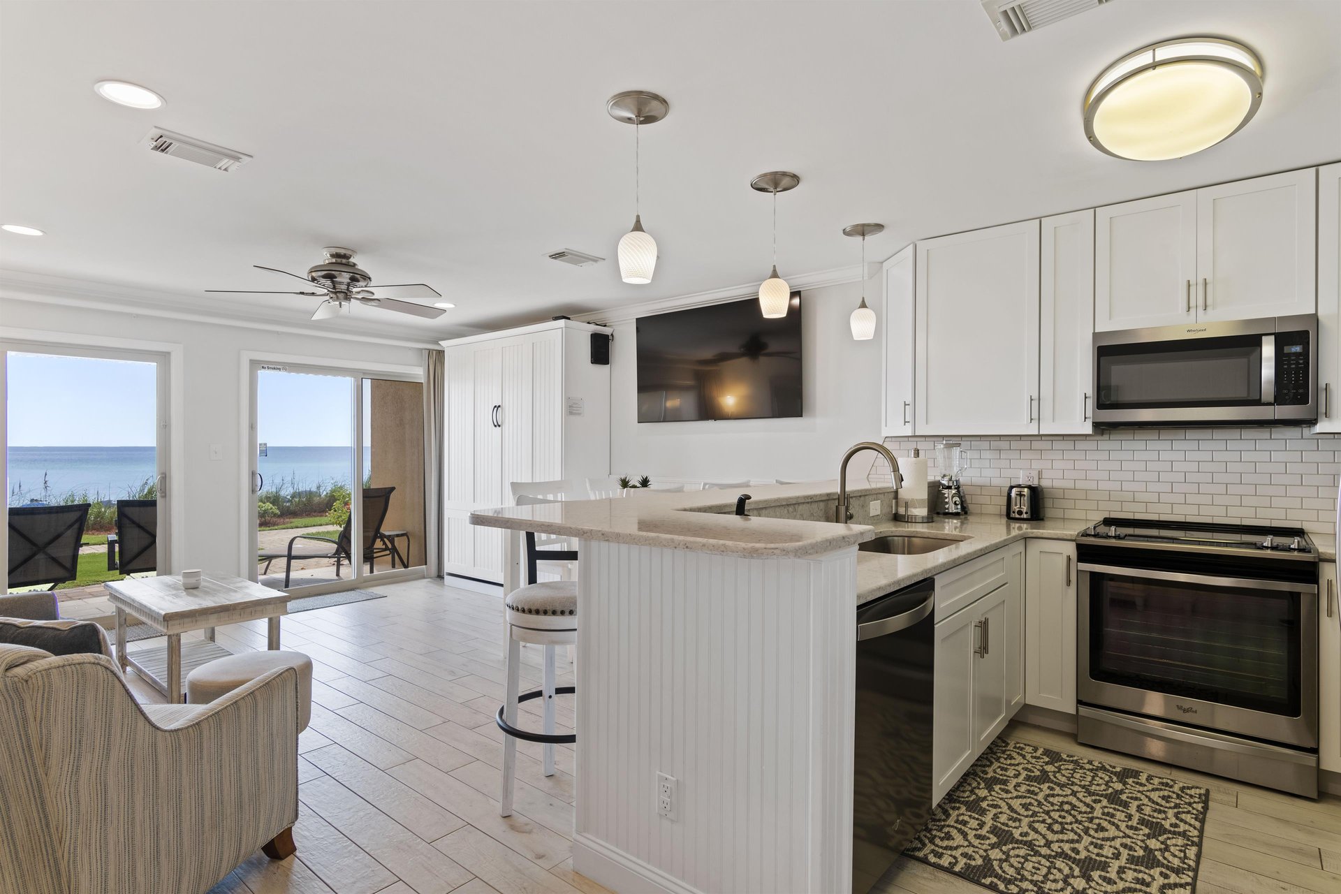 Coral Reef Club 03 12