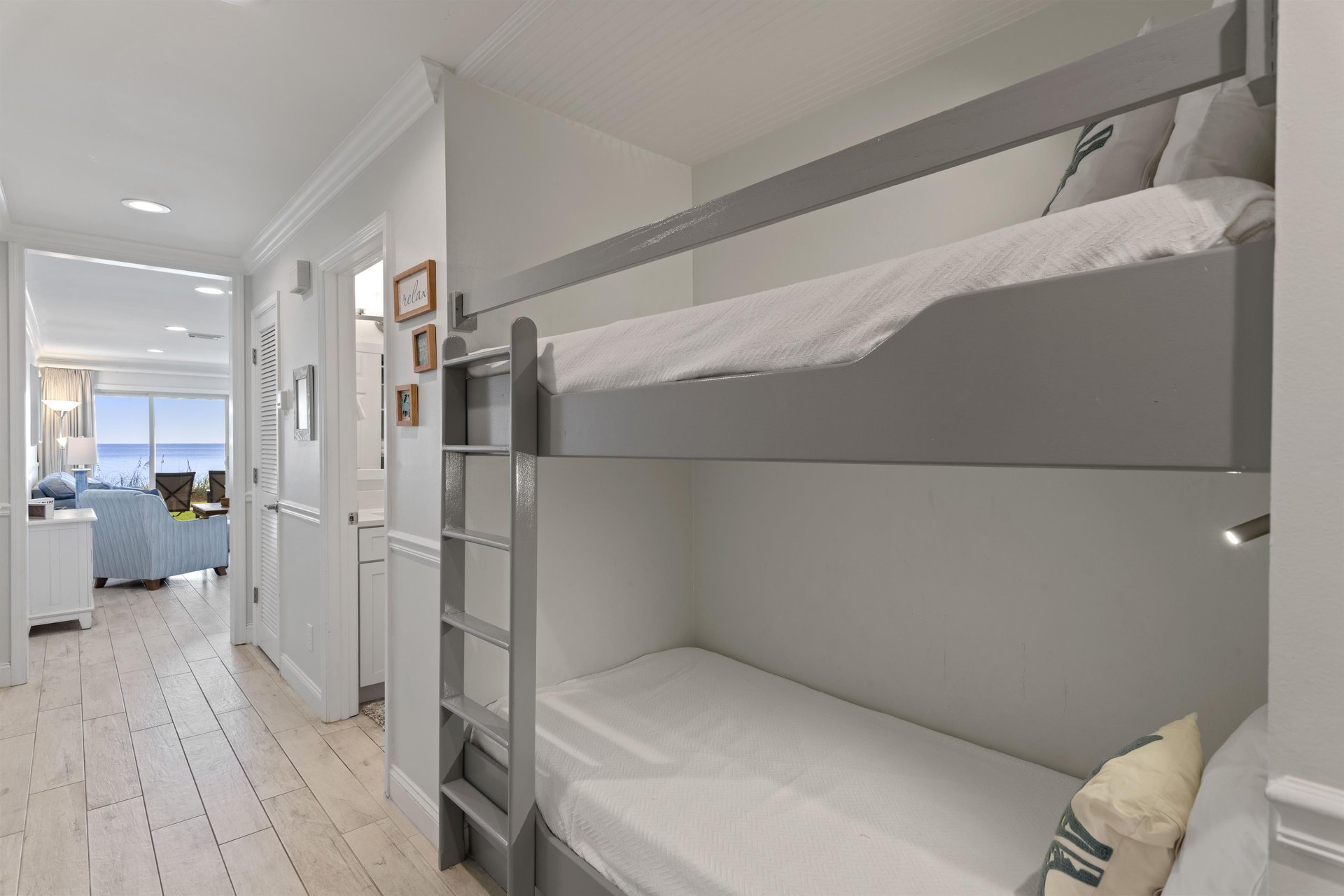 Coral Reef Club 03 14