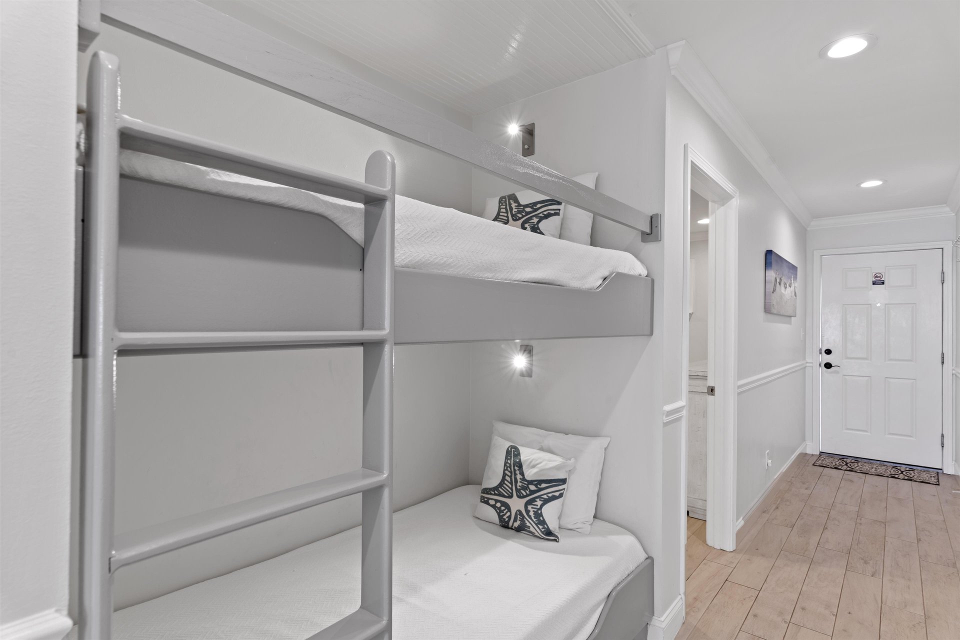 Coral Reef Club 03 15