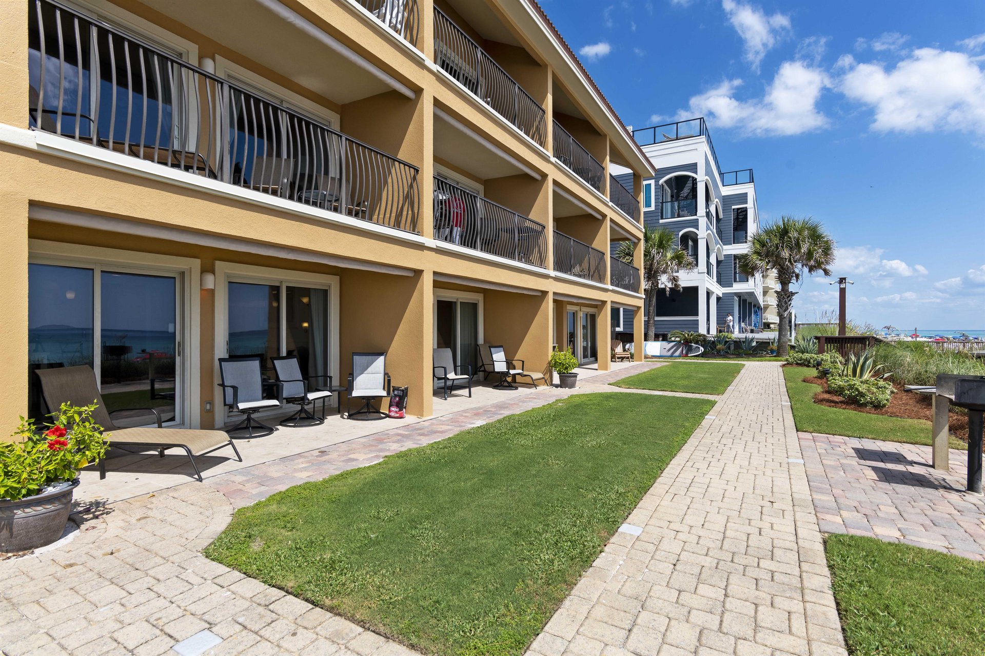 Coral Reef Club 03 23