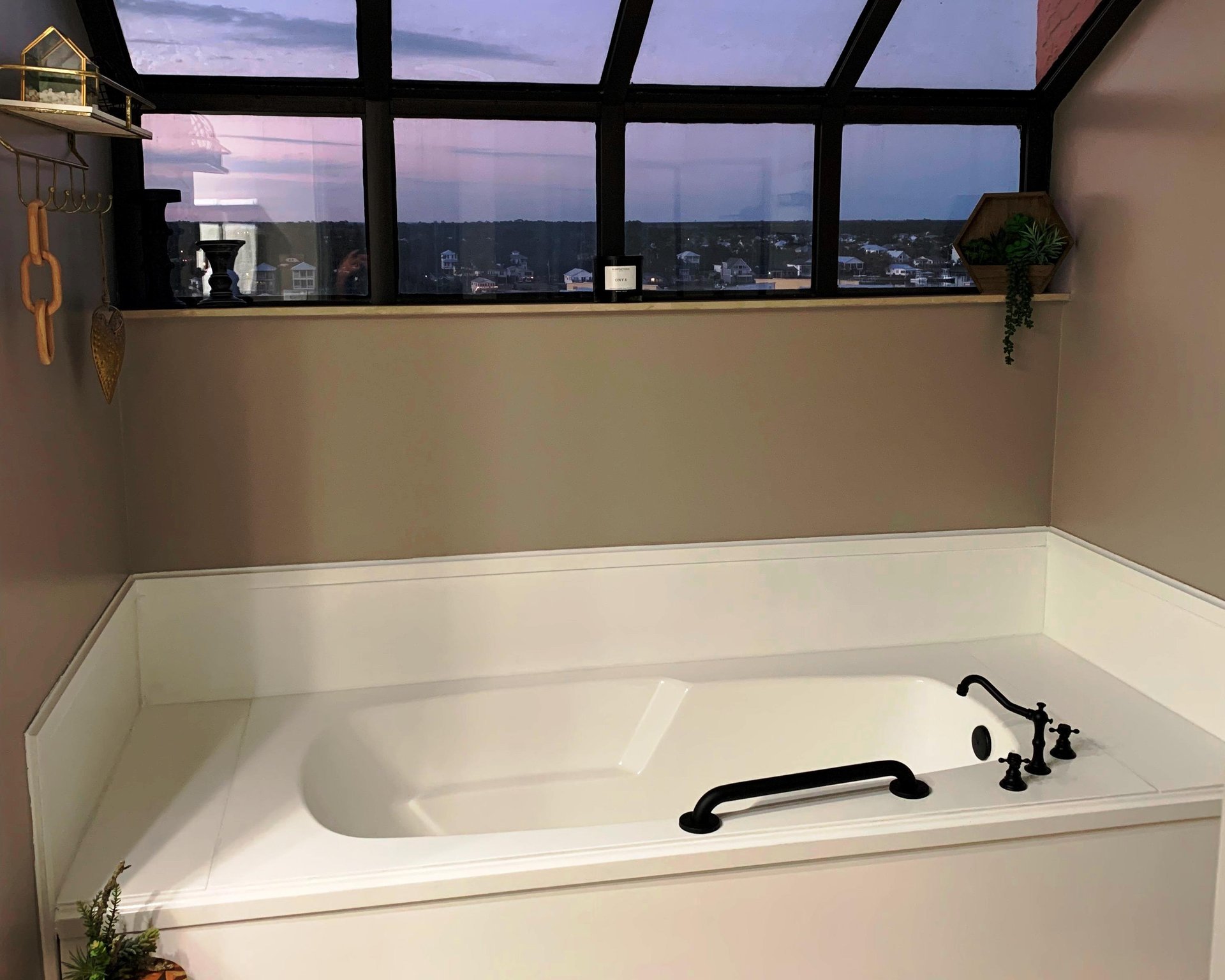 Four Seasons 804W 20