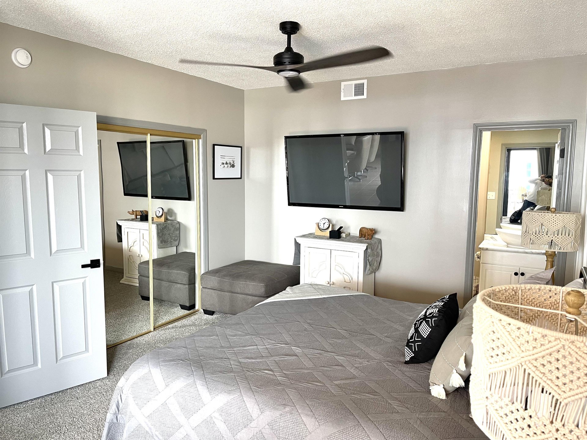 Four Seasons 804W 24