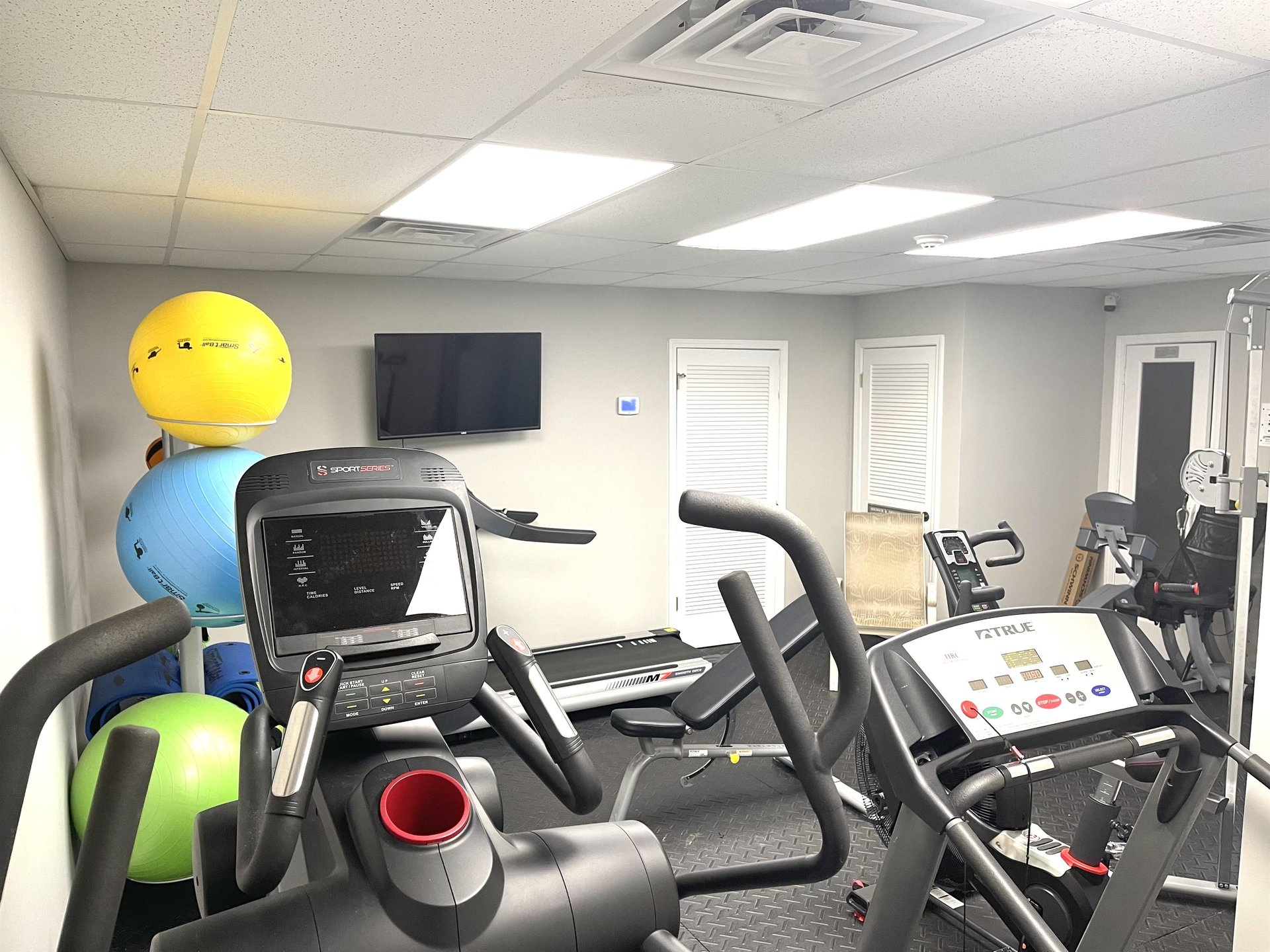 Four Seasons 804W 51