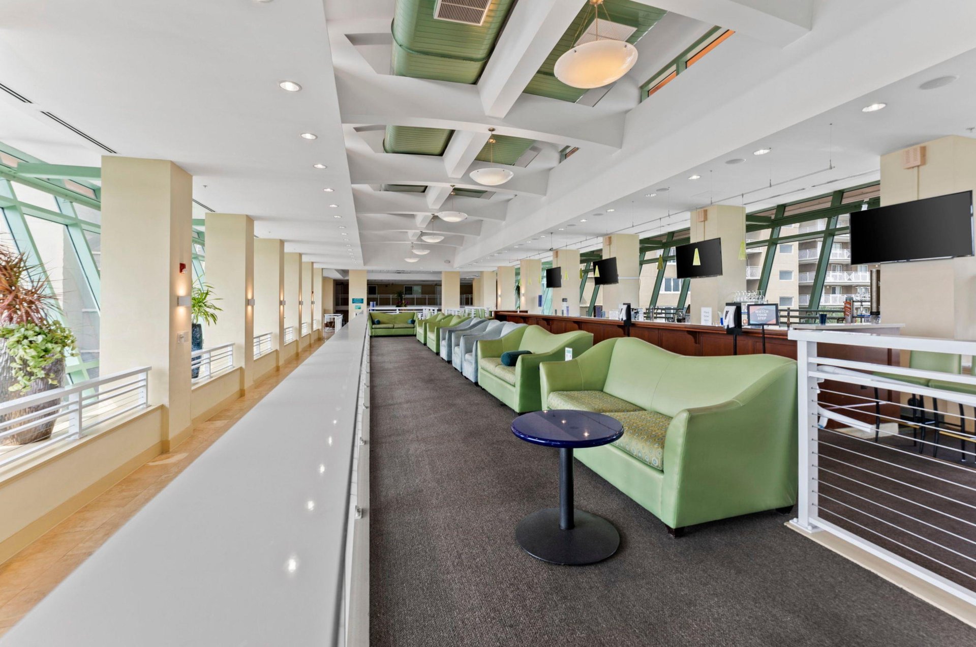 89271 5 Oclock Somewhere  1993 0 202311 5136