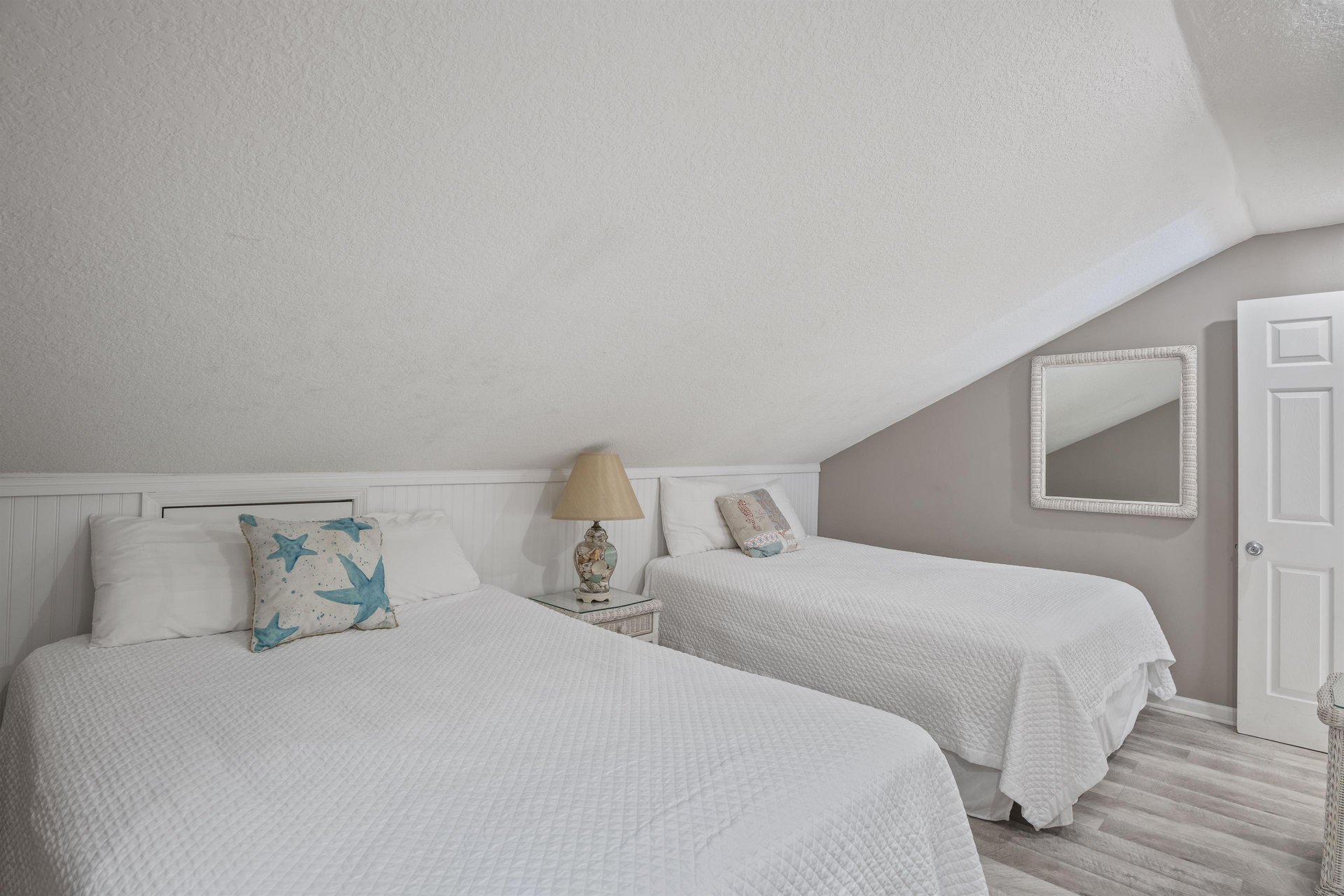 Coral Reef Club 39 19