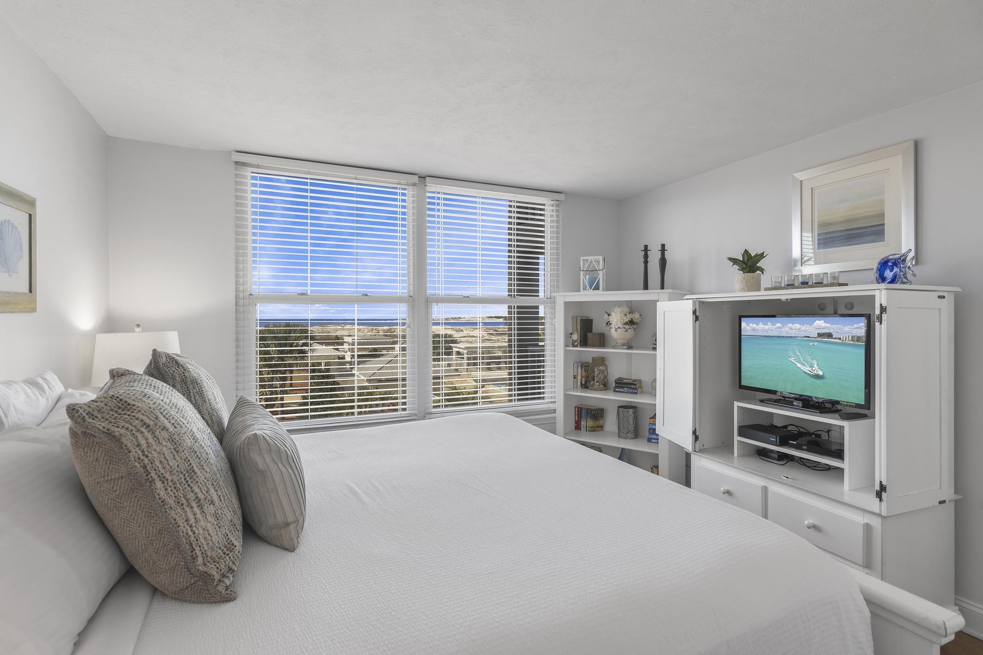 Magnolia House 204 at Destin Pointe Resort 11