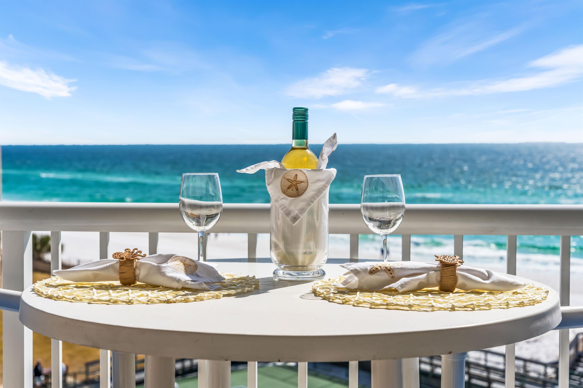 Holiday Surf and Racquet Unit 506 30