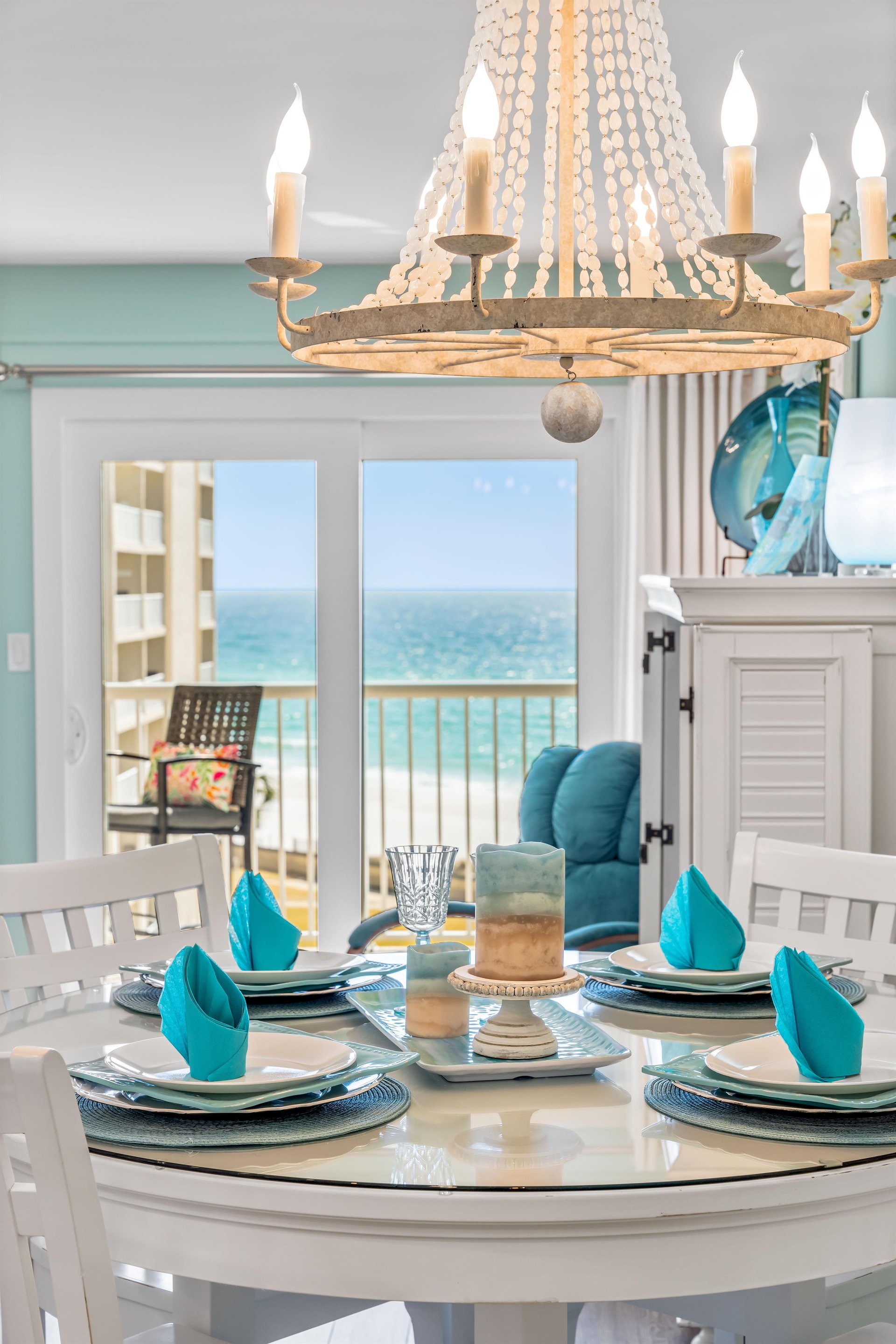 Holiday Surf and Racquet Unit 509 15