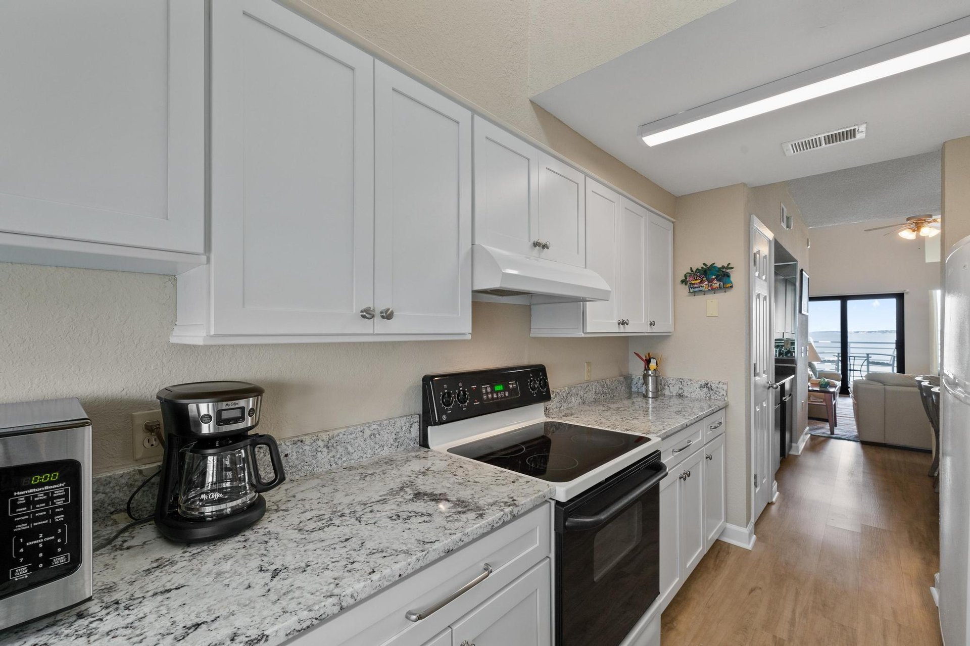 Palm Beach Club 217 8