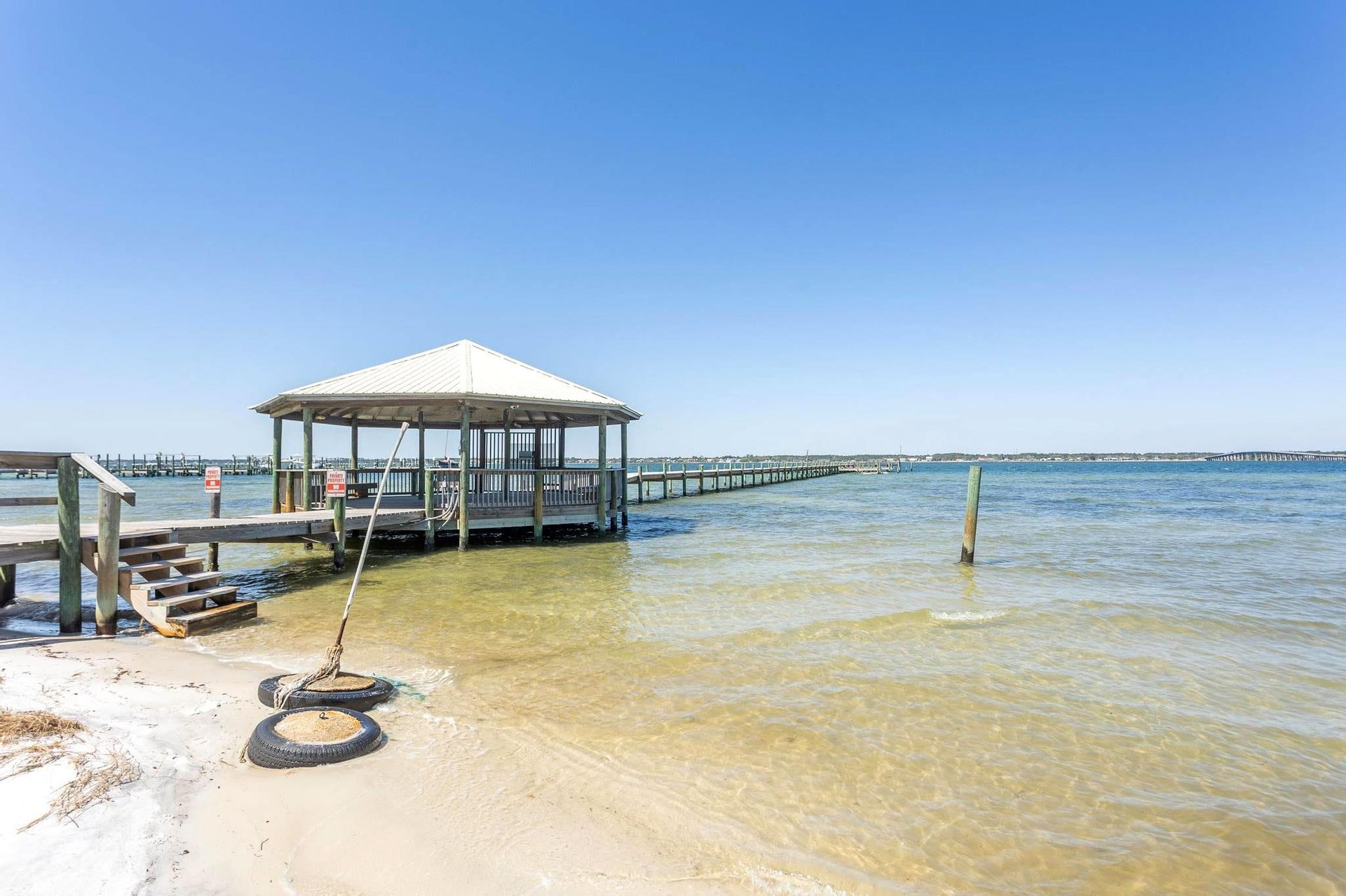 Sandcastle Beach Townhomes 18 NEW 6