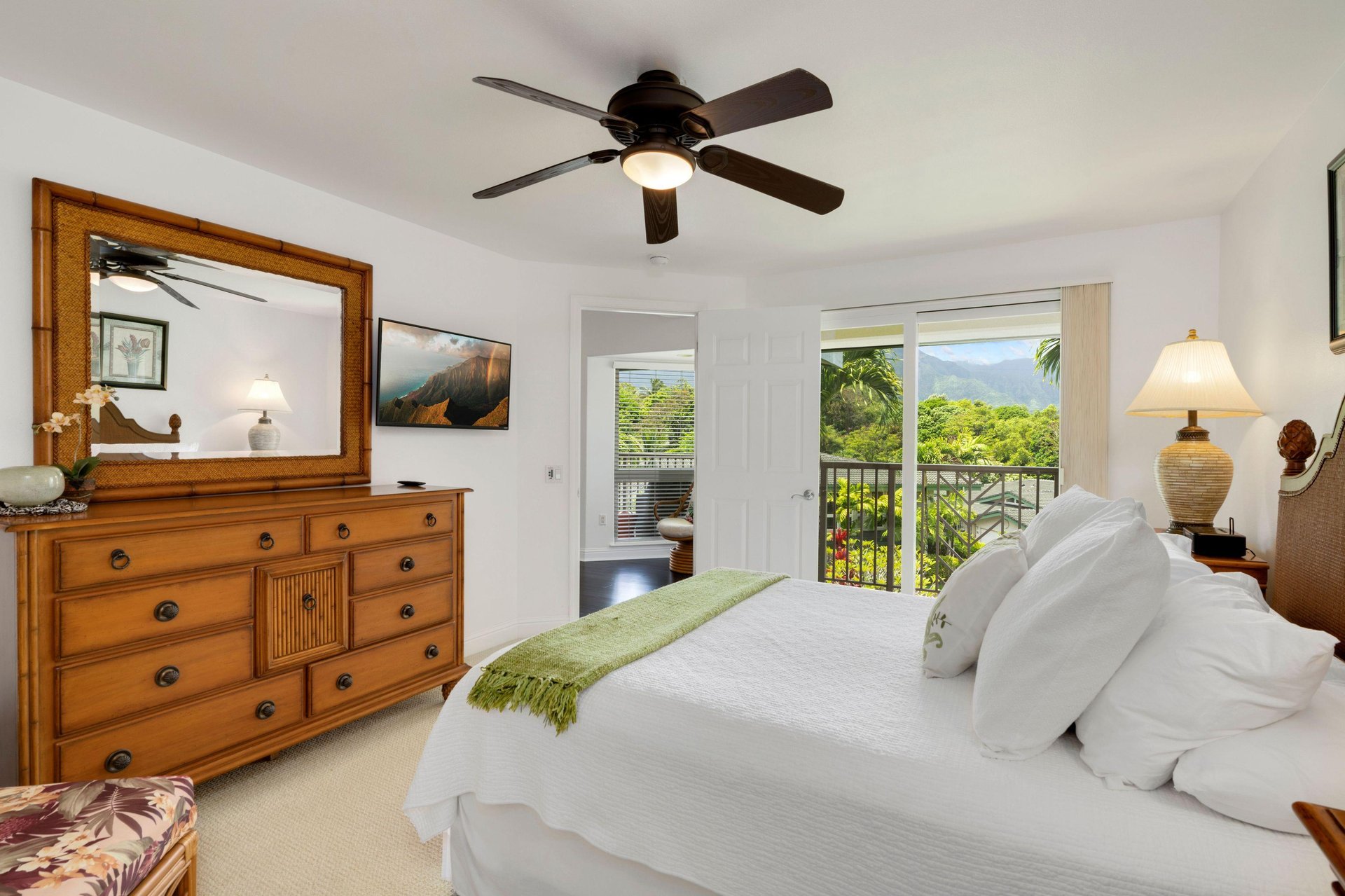 Villas of Kamalii 27 32