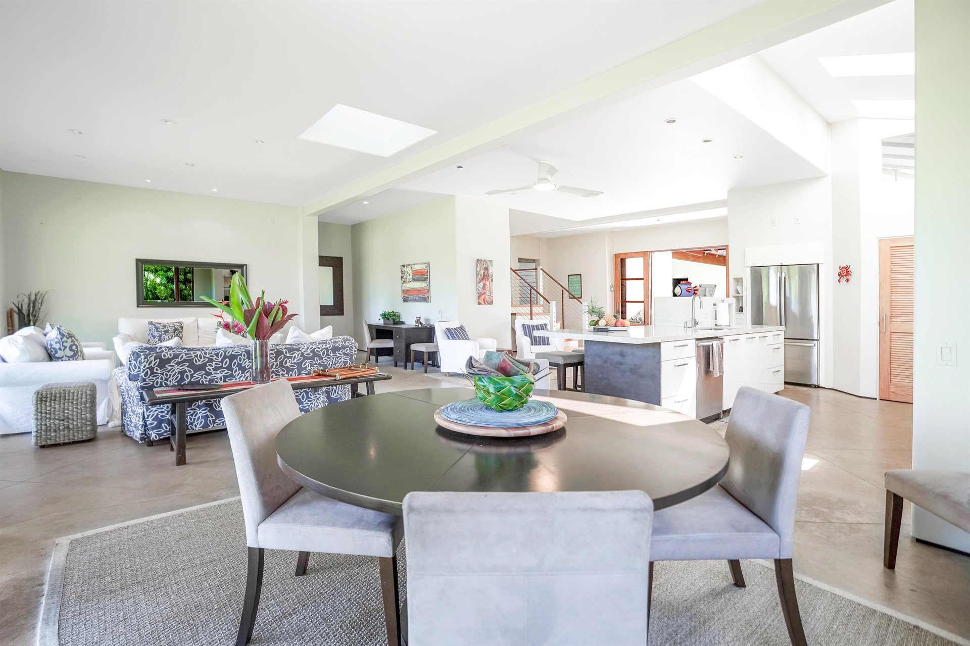 Honoiki Lane Hale 11