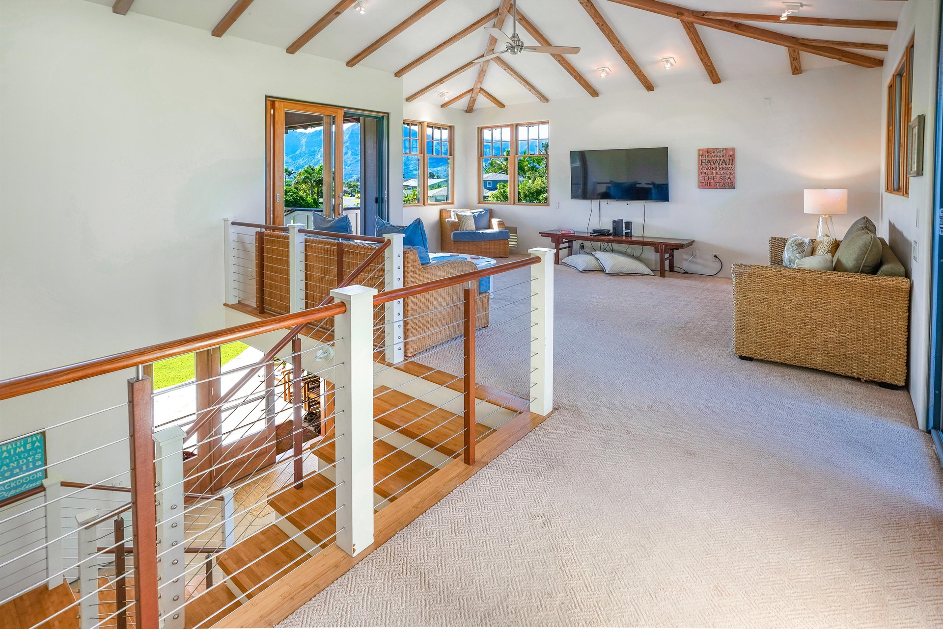 Honoiki Lane Hale 25