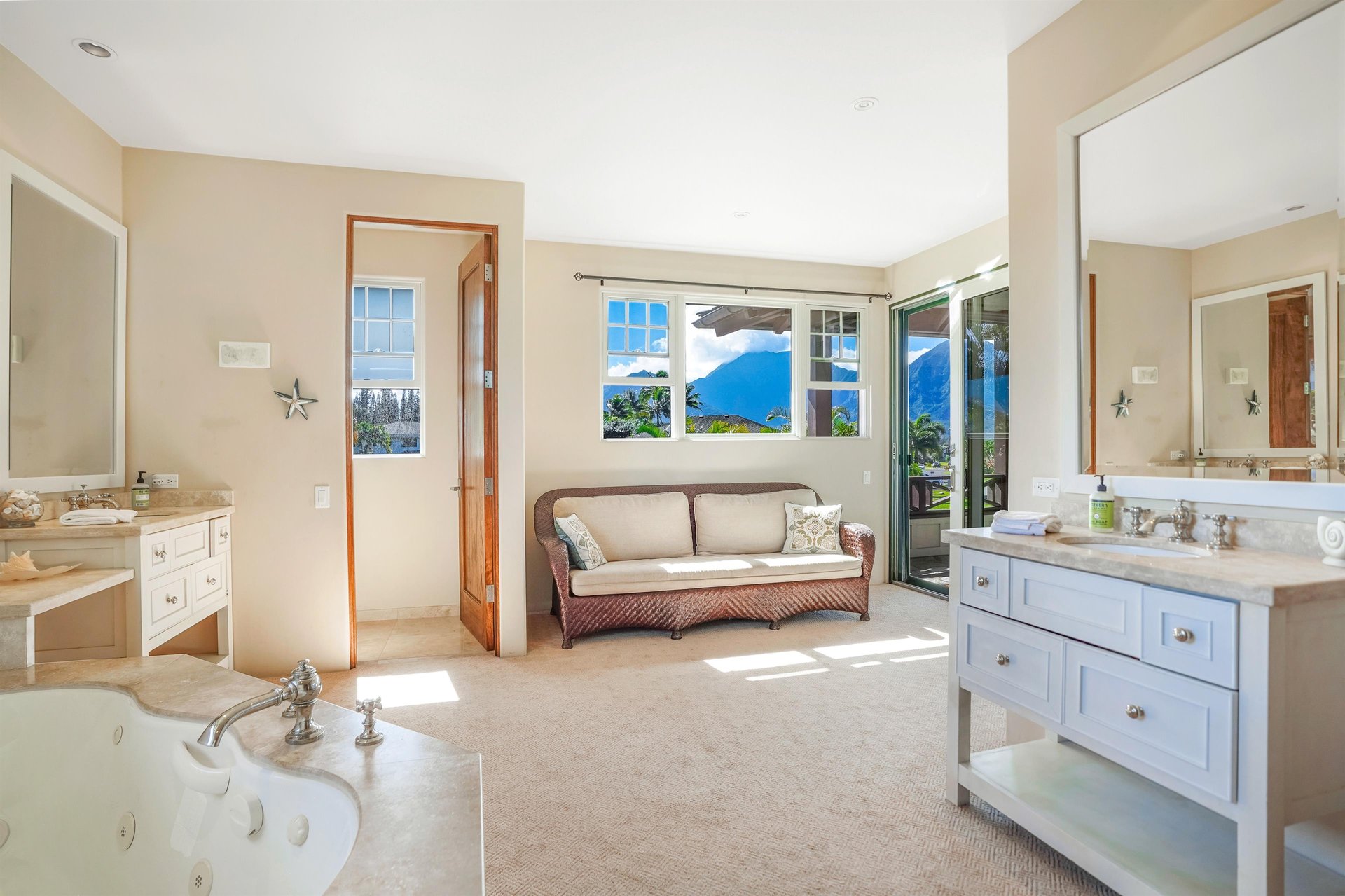 Honoiki Lane Hale 33