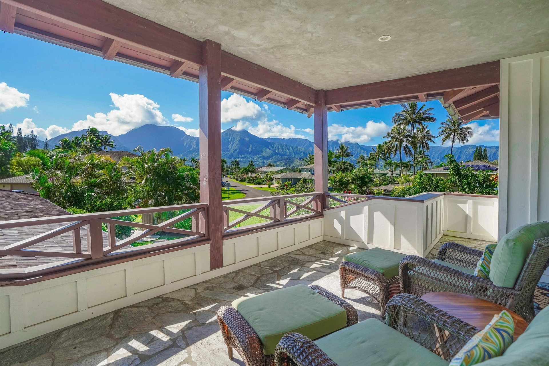 Honoiki Lane Hale 40